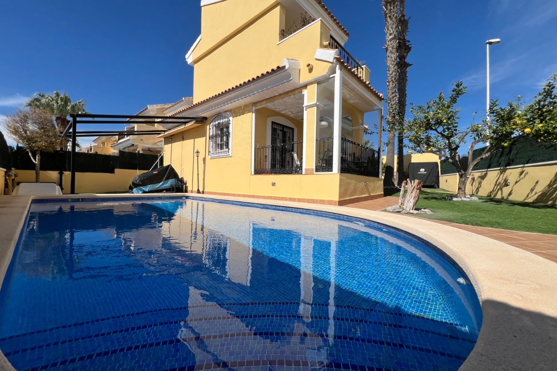 Revânzare - Vilă -
Orihuela Costa - Costa Blanca