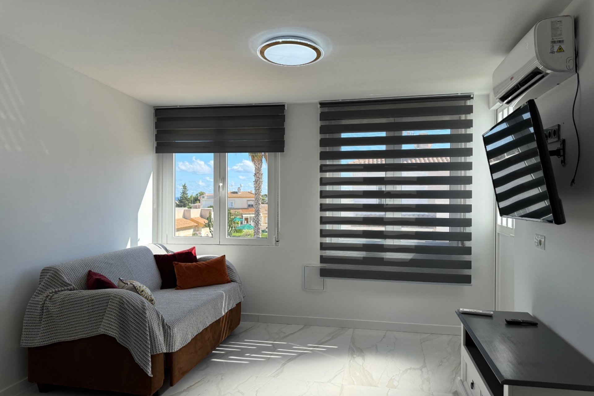 Revânzare - Vilă -
Orihuela Costa - Costa Blanca