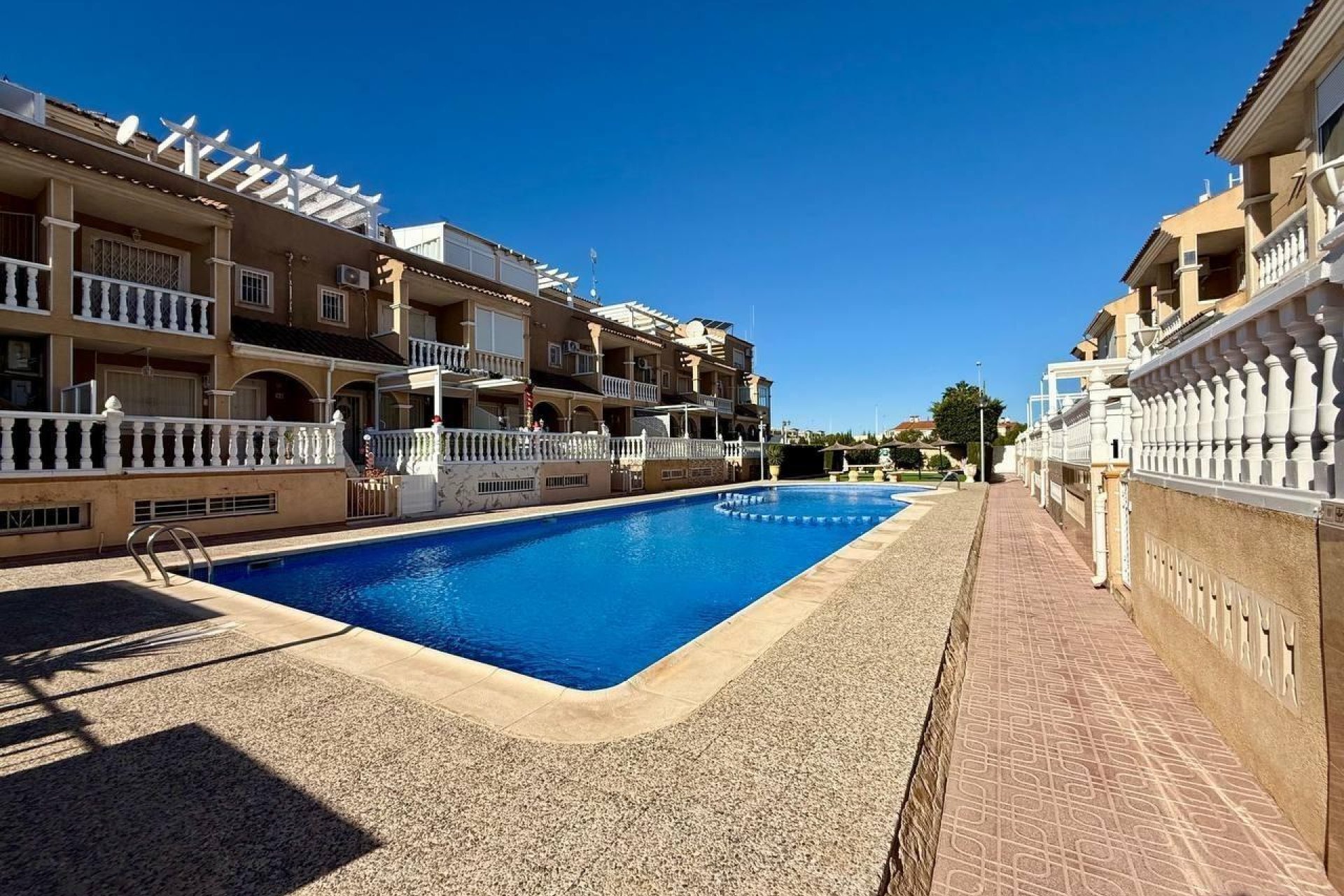 Revânzare - Vilă -
Orihuela Costa - Playa Flamenca