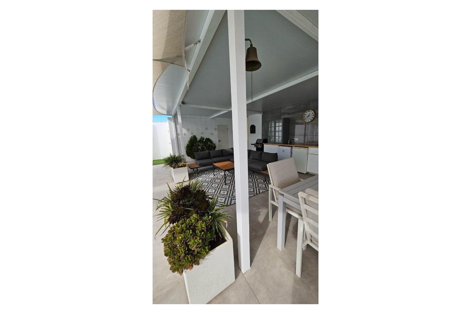 Revânzare - Vilă -
Orihuela - Inland