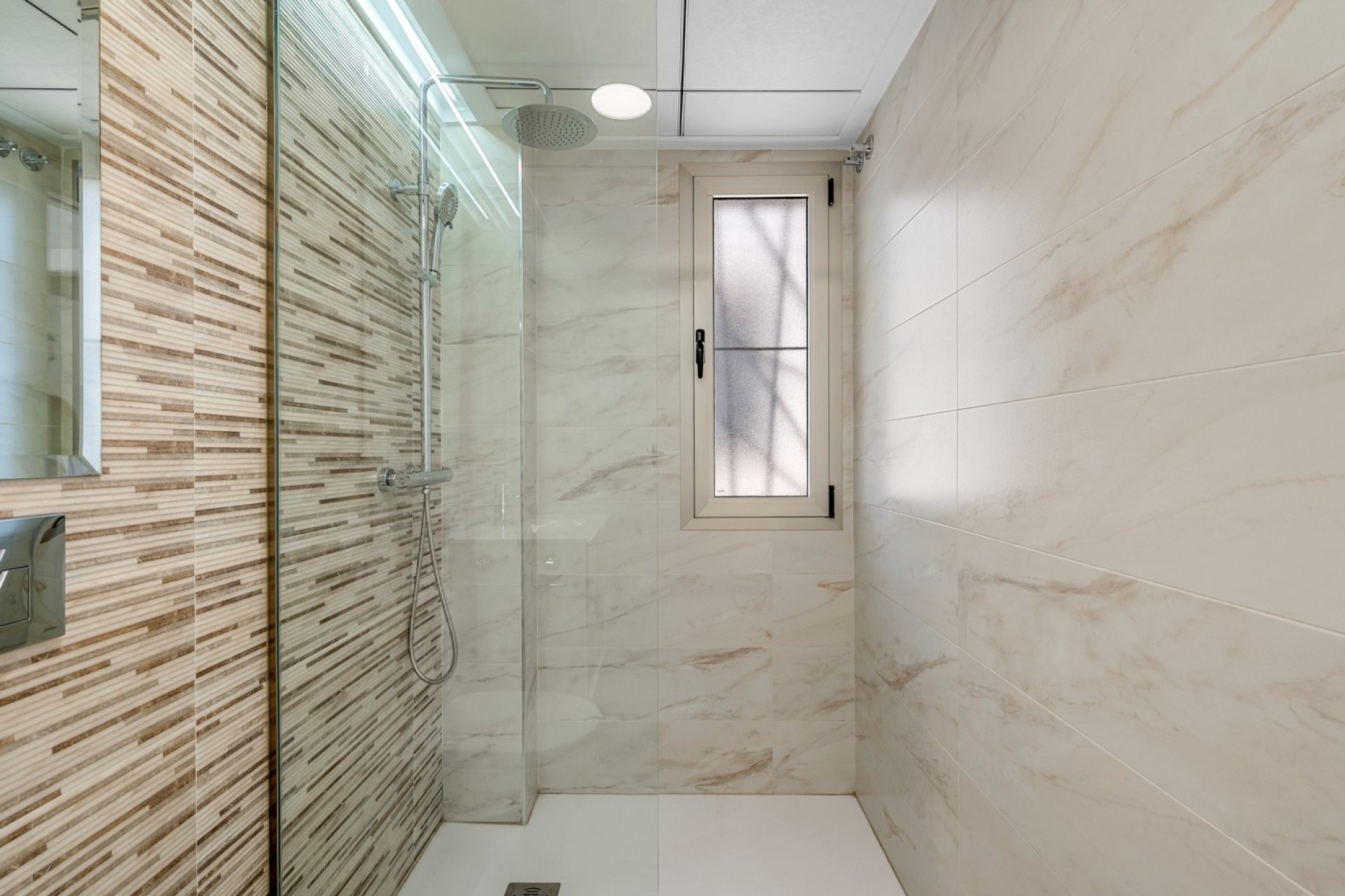 Revânzare - Vilă -
Orihuela - Inland