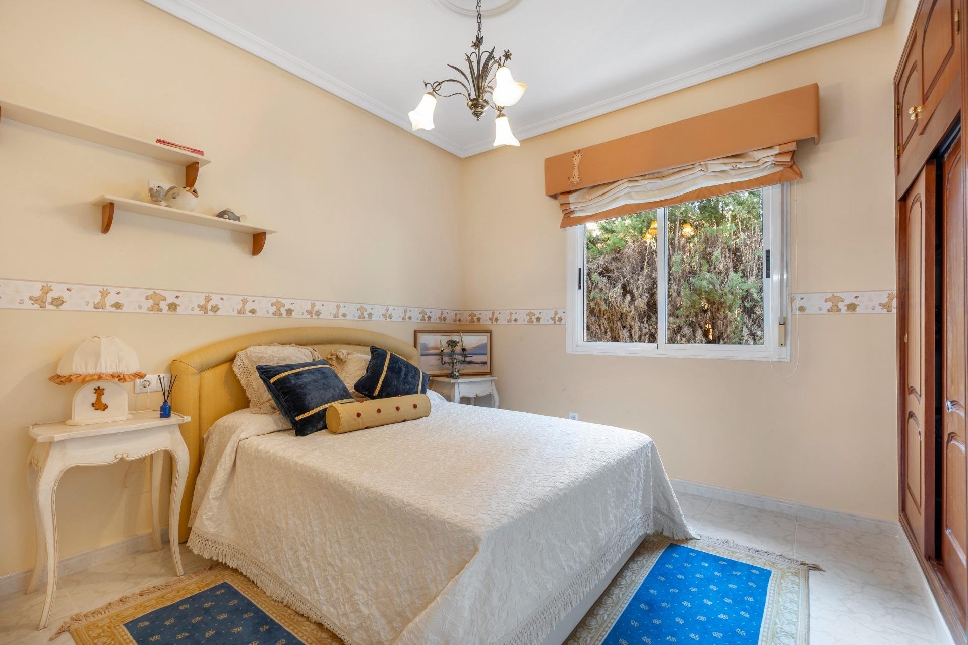 Revânzare - Vilă -
Rojales - Pueblo Bravo