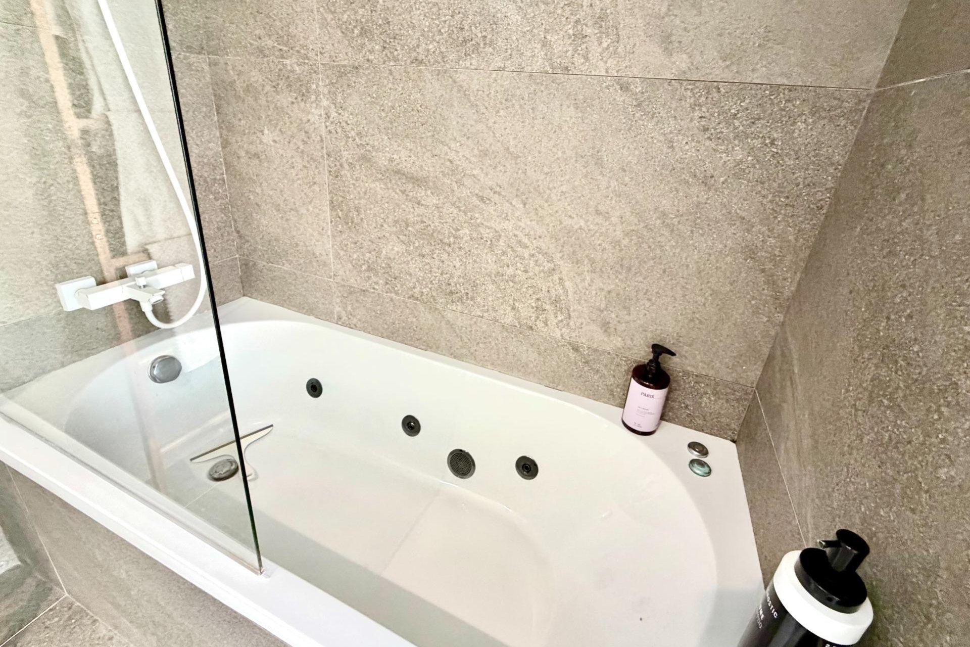 Revânzare - Vilă -
San Miguel de Salinas - Bellavista