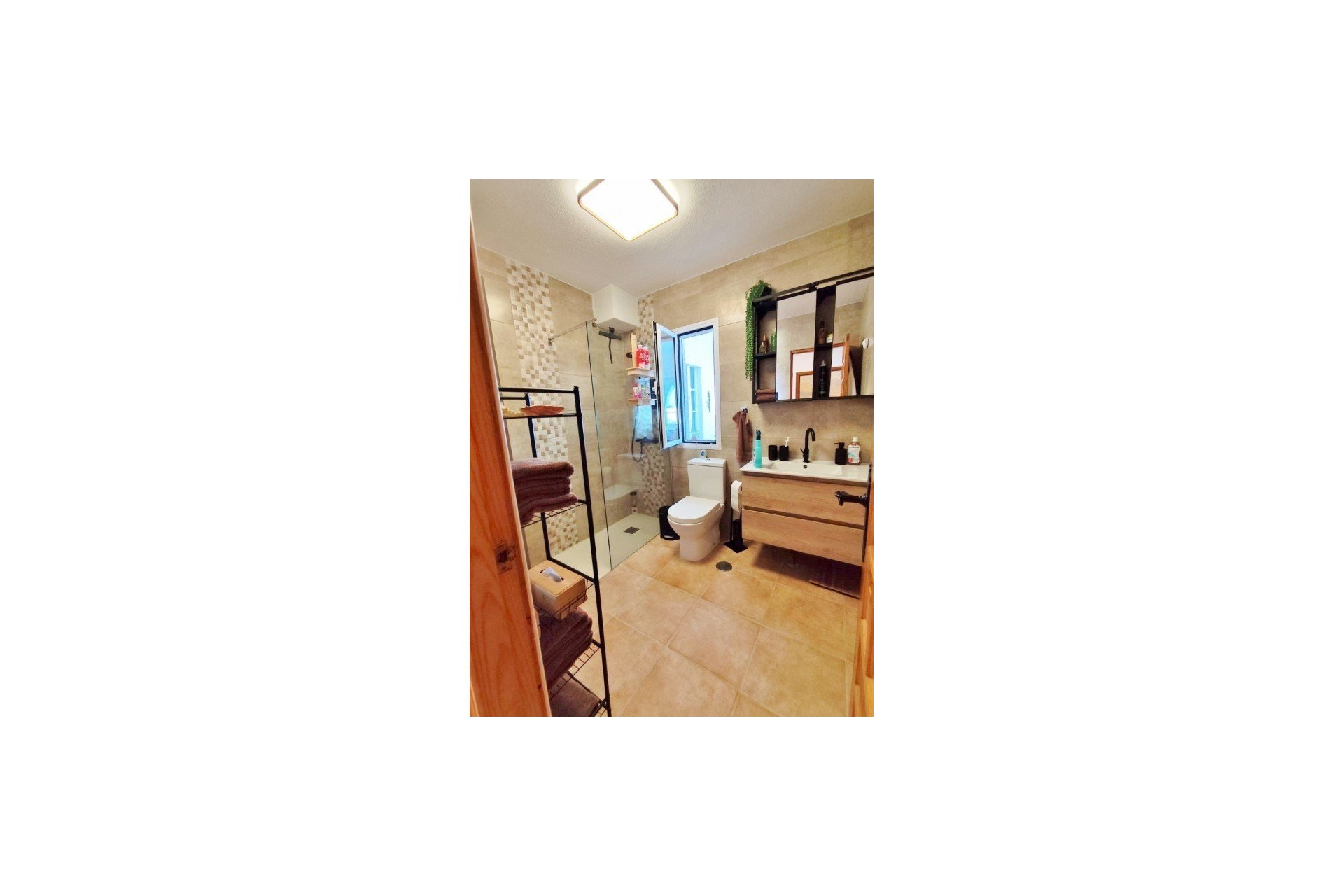 Revânzare - Vilă -
San Miguel de Salinas - Inland