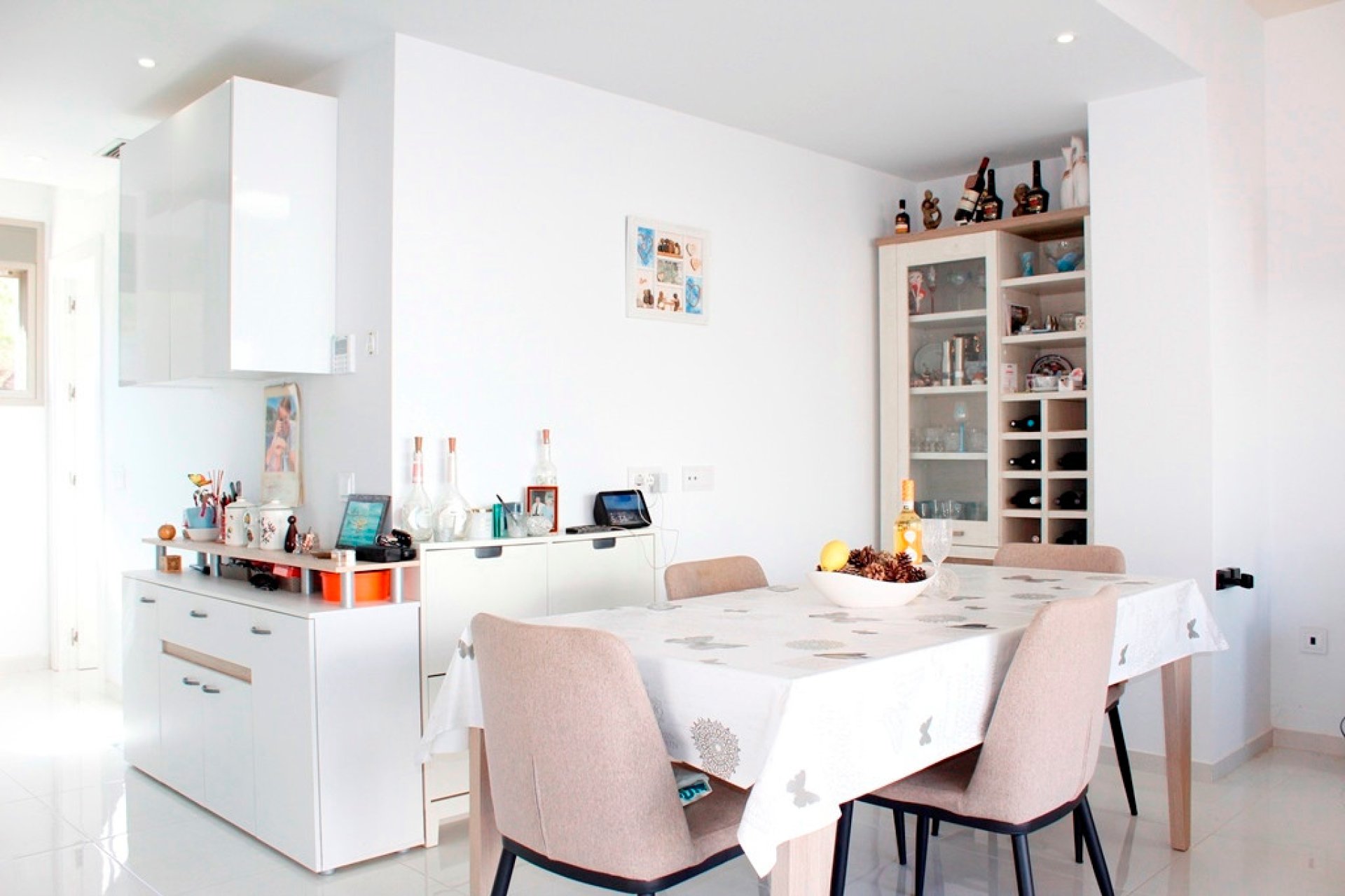 Revânzare - Vilă -
San Miguel de Salinas - Inland