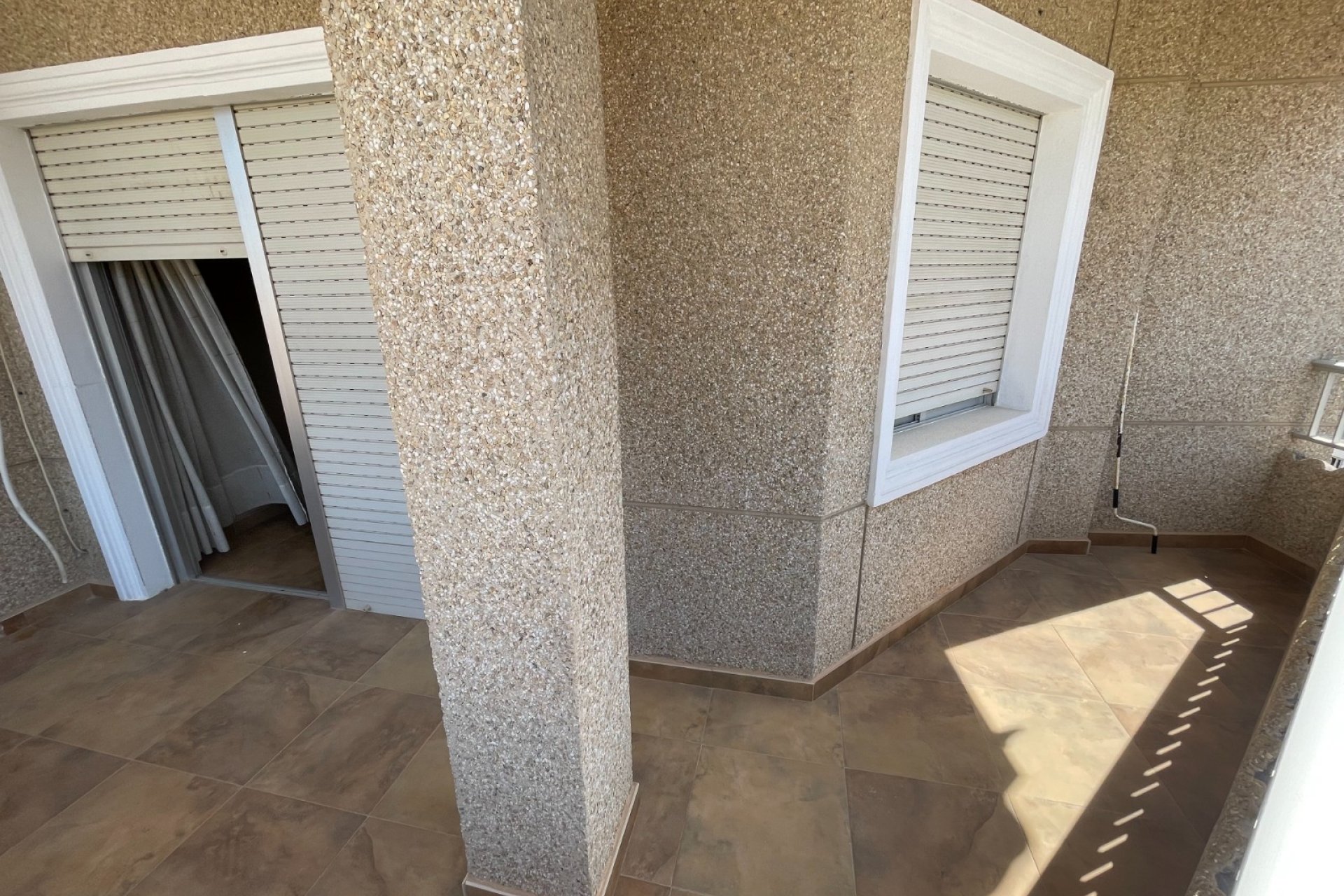 Revânzare - Vilă -
San Miguel de Salinas - Inland