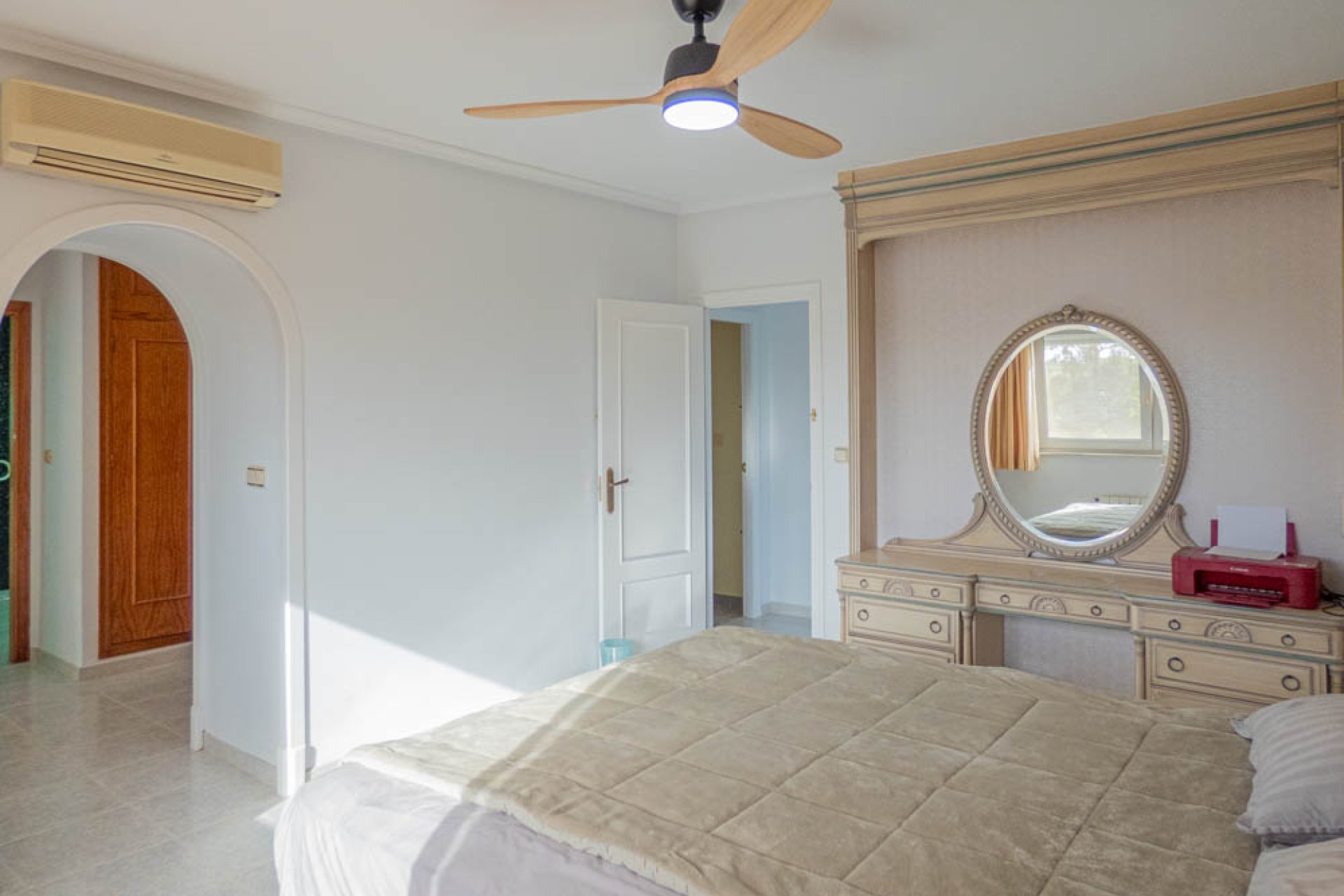 Revânzare - Vilă -
San Miguel de Salinas - Inland