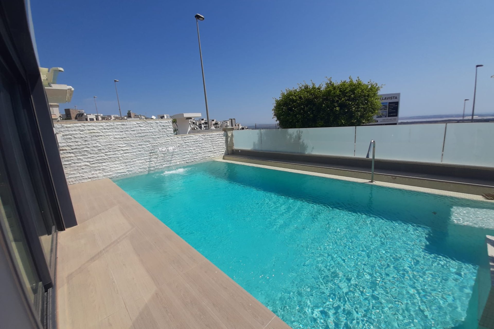 Revânzare - Vilă -
San Miguel de Salinas - Inland