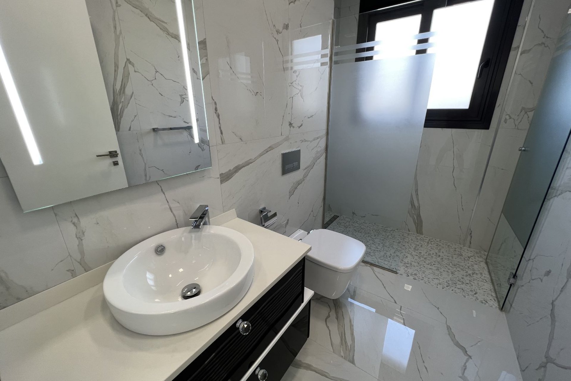 Revânzare - Vilă -
San Miguel de Salinas - Inland