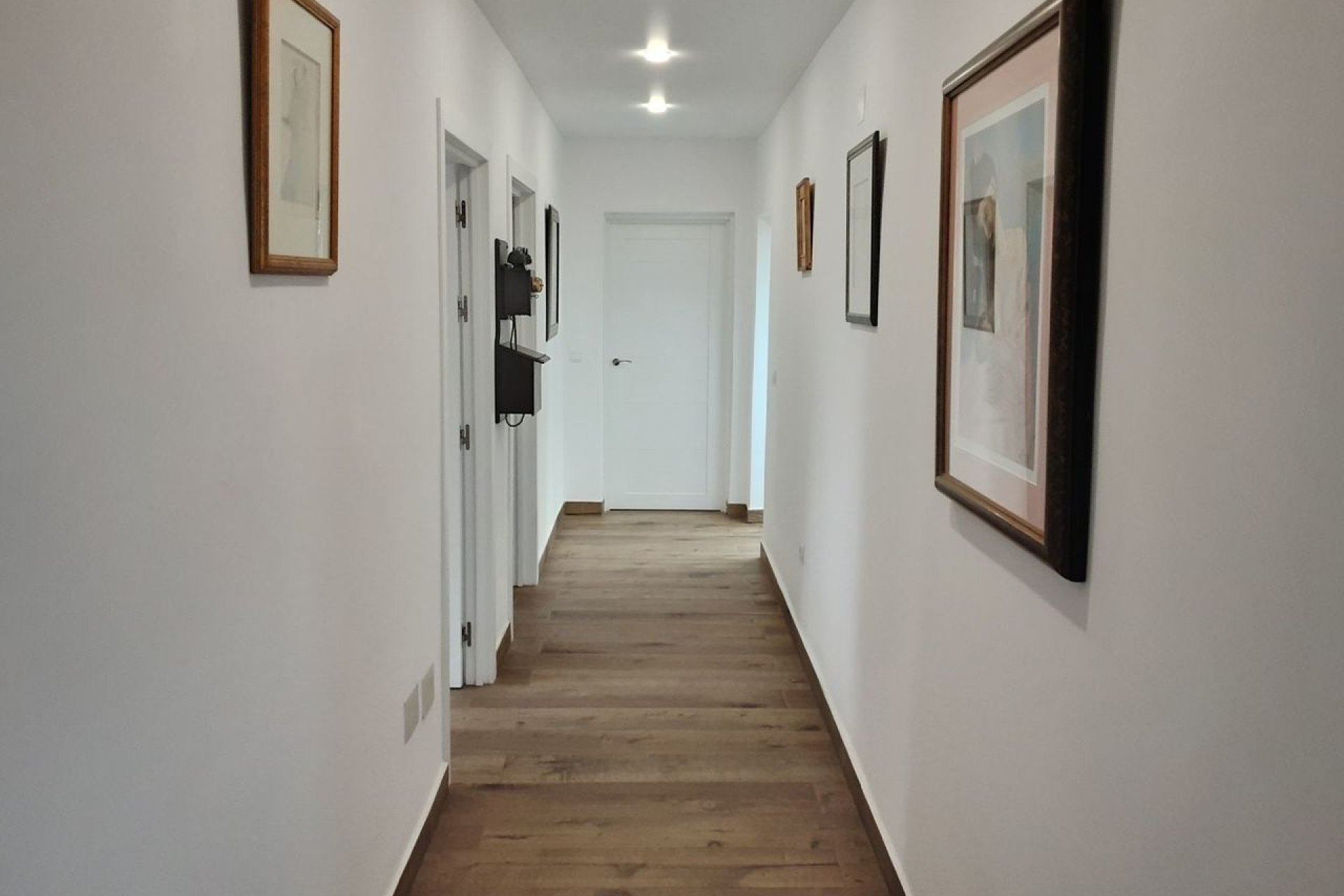 Revânzare - Vilă -
San Miguel de Salinas - Inland