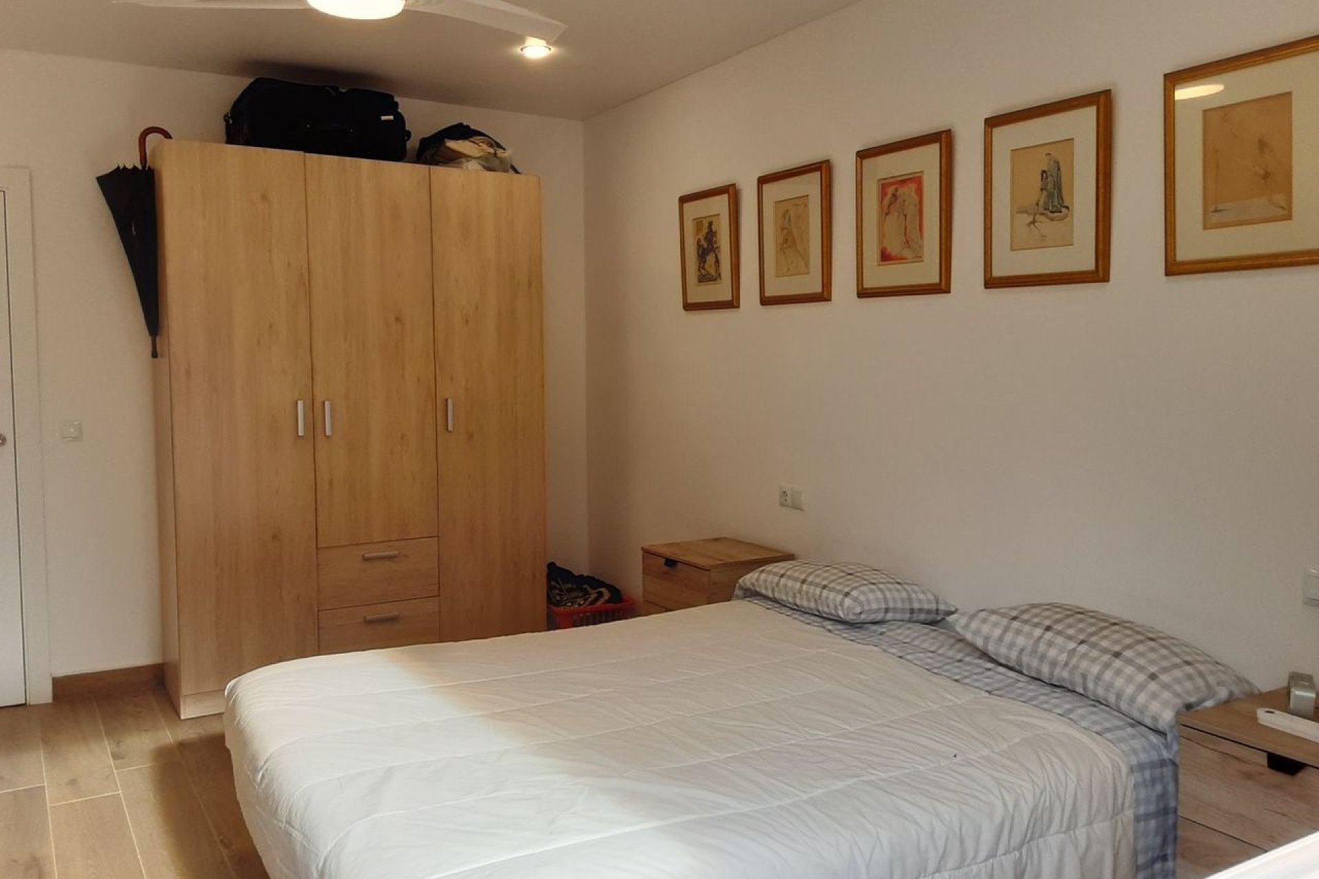 Revânzare - Vilă -
San Miguel de Salinas - Inland