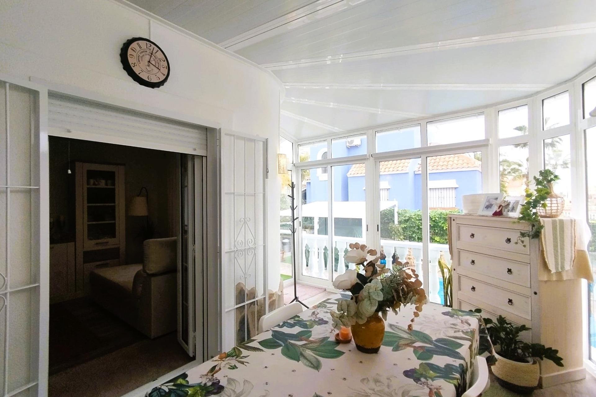 Revânzare - Vilă -
San Miguel de Salinas - Inland