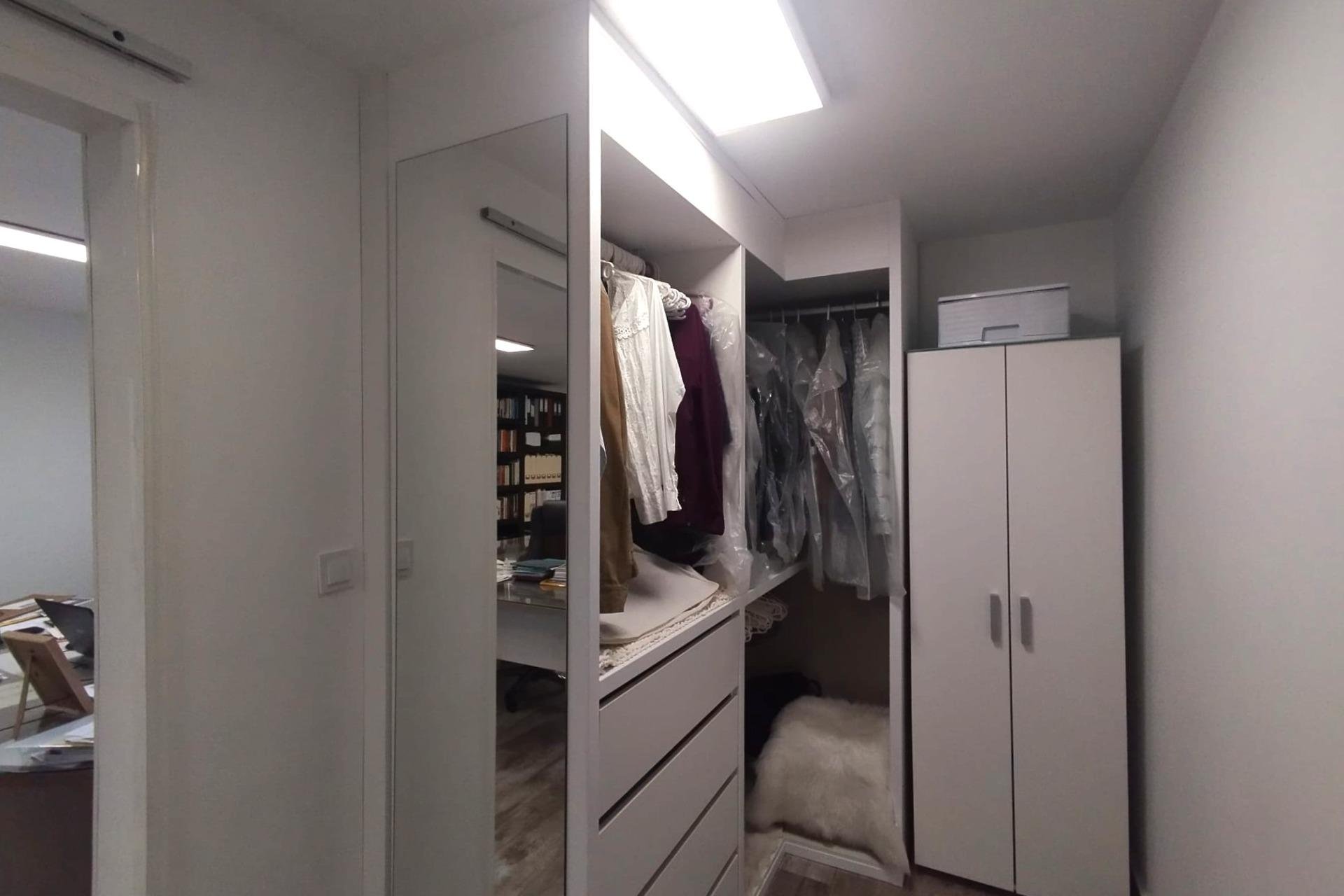 Revânzare - Vilă -
San Miguel de Salinas - Inland