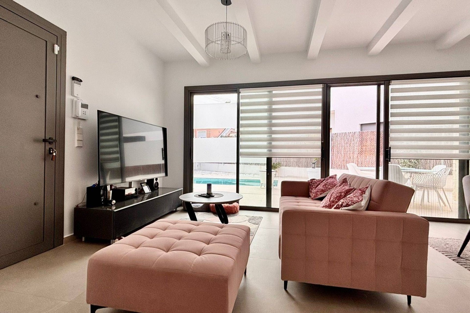 Revânzare - Vilă -
San Miguel de Salinas - Urbanizacion Blue Lagoon