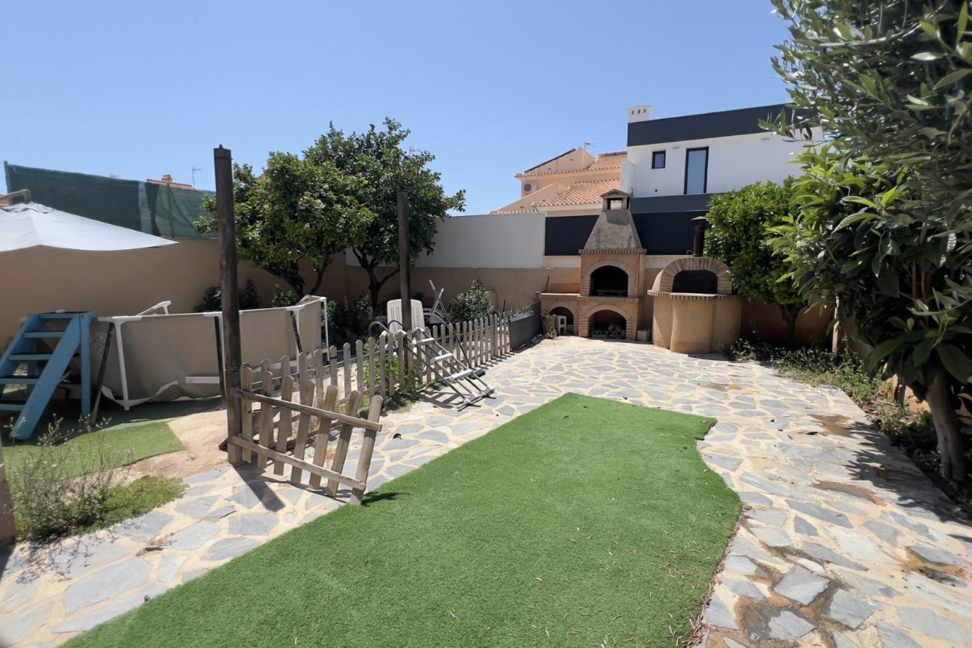 Revânzare - Vilă -
Torrevieja - Aguas Nuevas