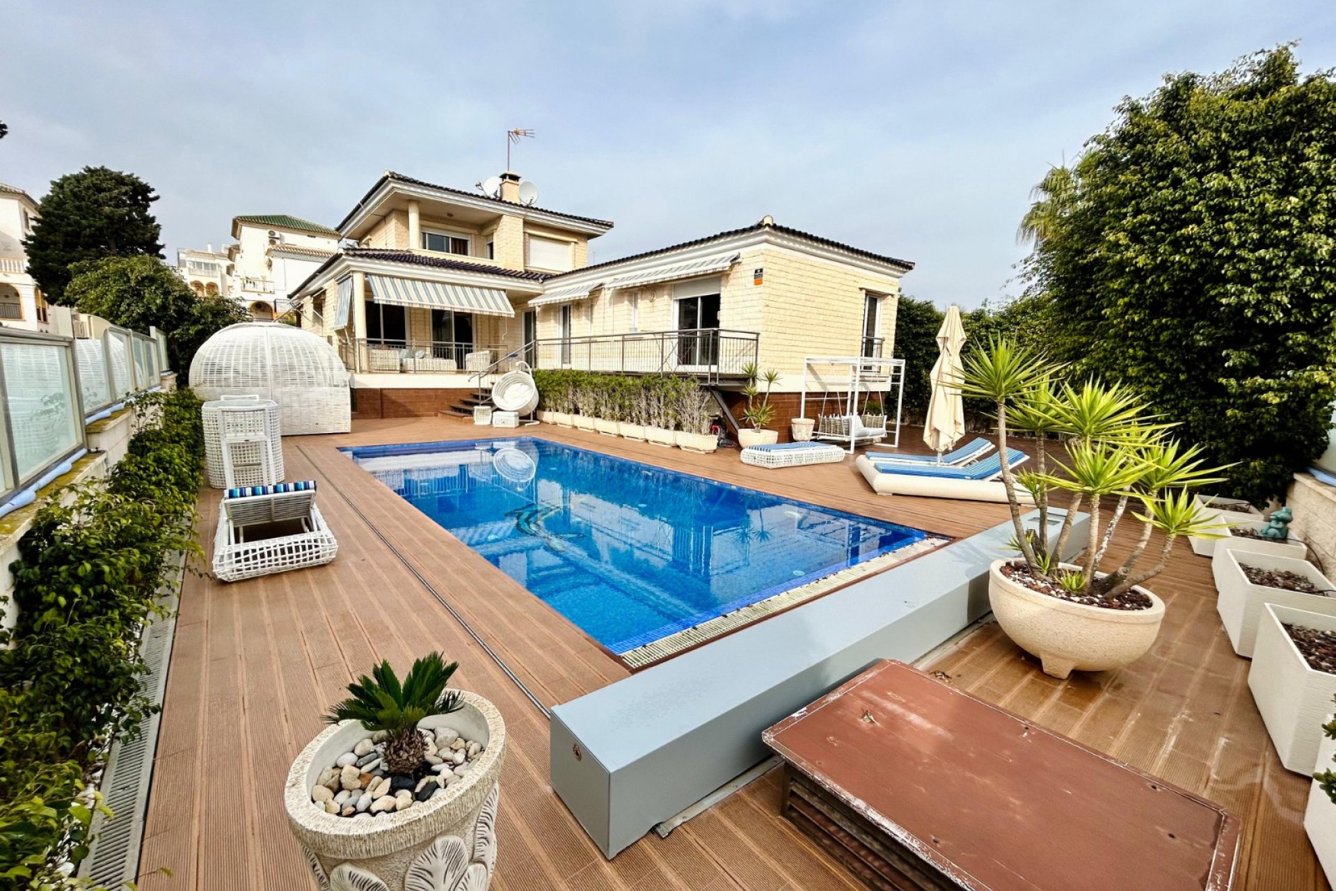 Revânzare - Vilă -
Torrevieja - Costa Blanca