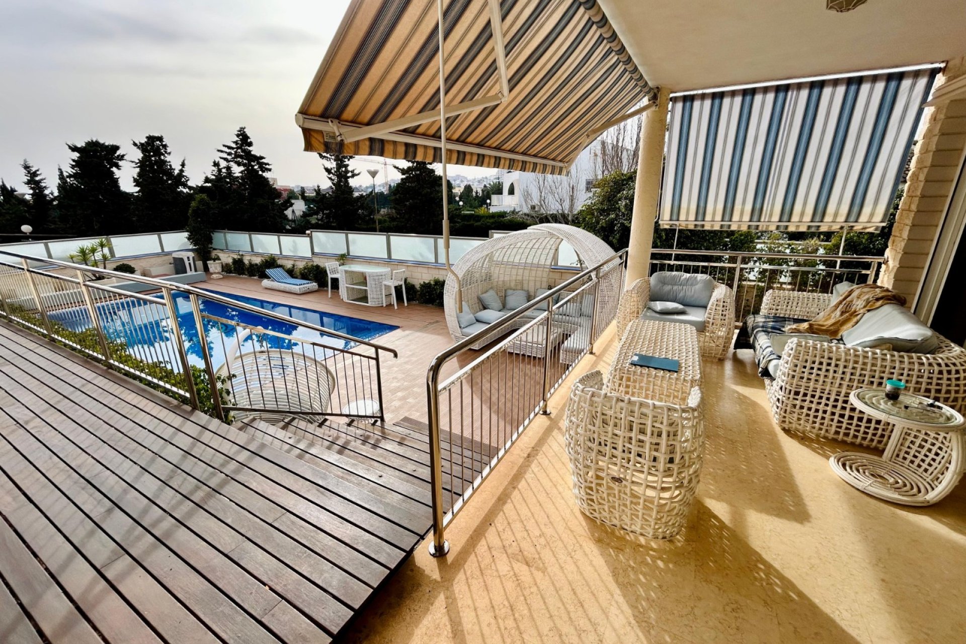 Revânzare - Vilă -
Torrevieja - Costa Blanca