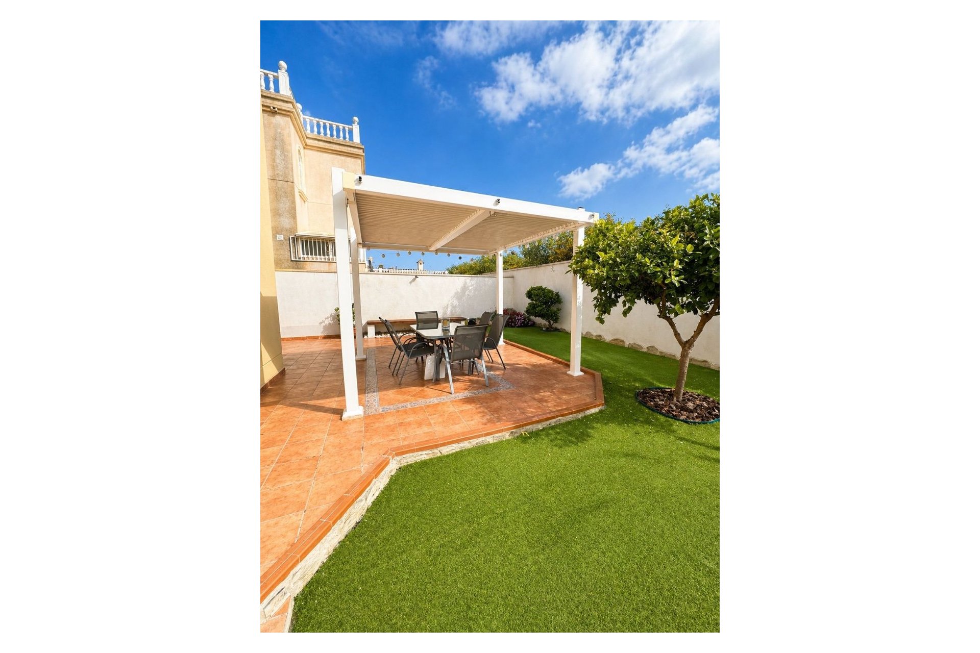 Revânzare - Vilă -
Torrevieja - Costa Blanca