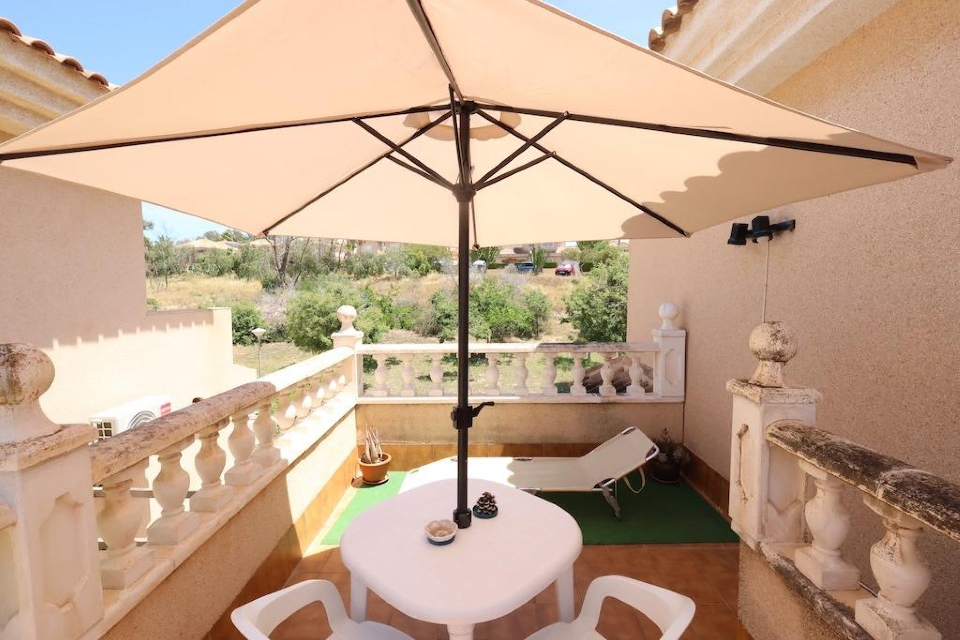 Revânzare - Vilă -
Torrevieja - Costa Blanca