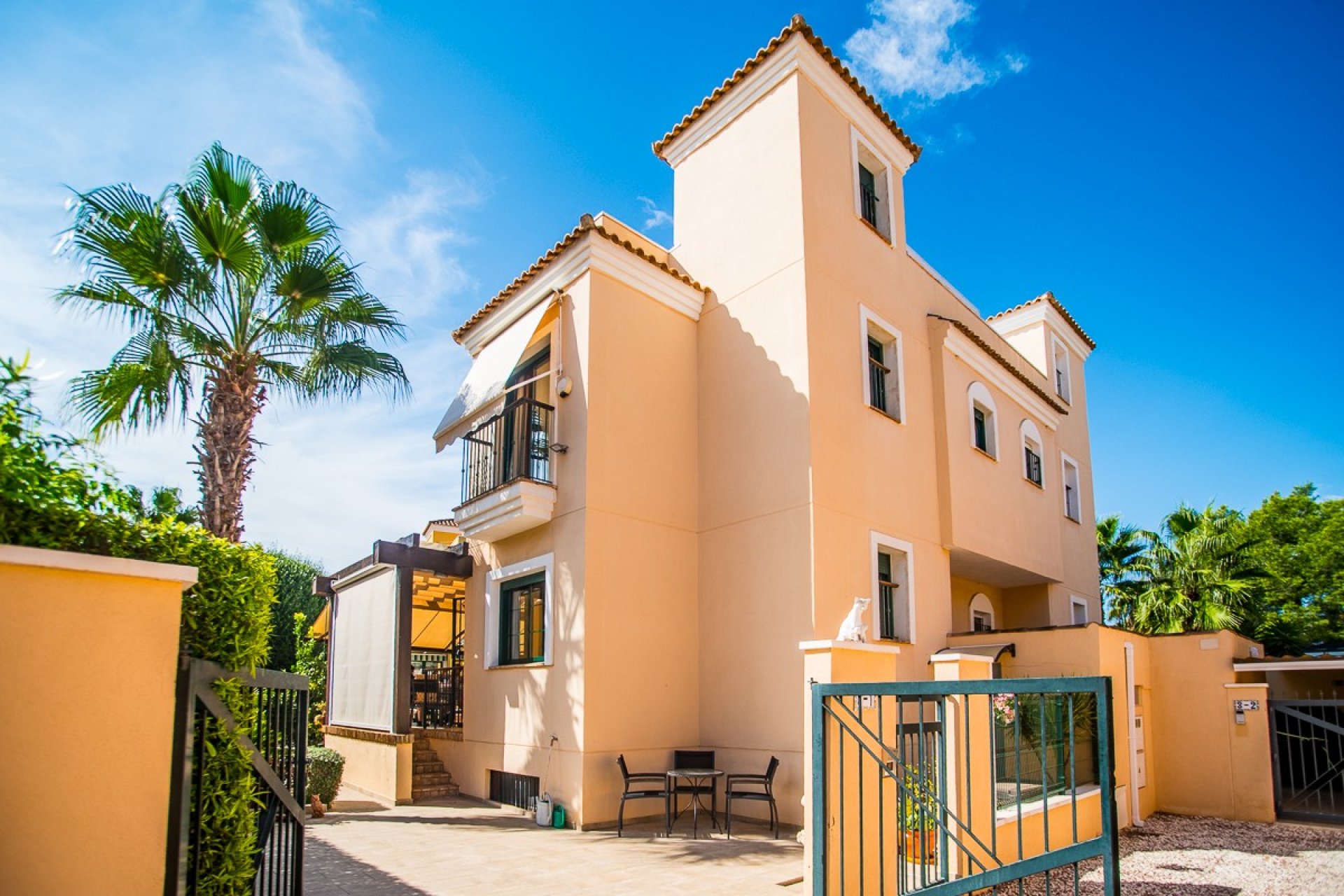 Revânzare - Vilă -
Torrevieja - Costa Blanca