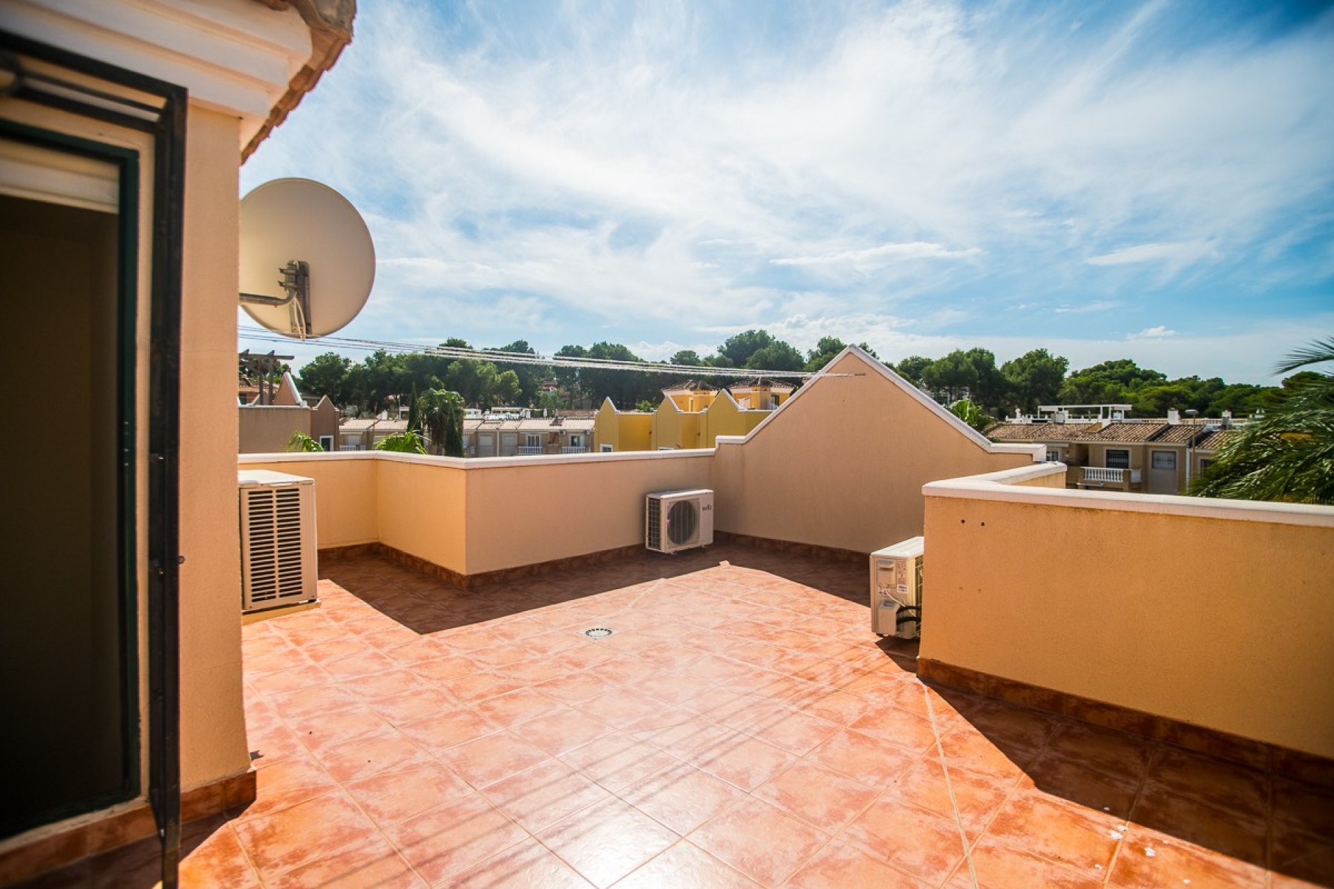 Revânzare - Vilă -
Torrevieja - Costa Blanca