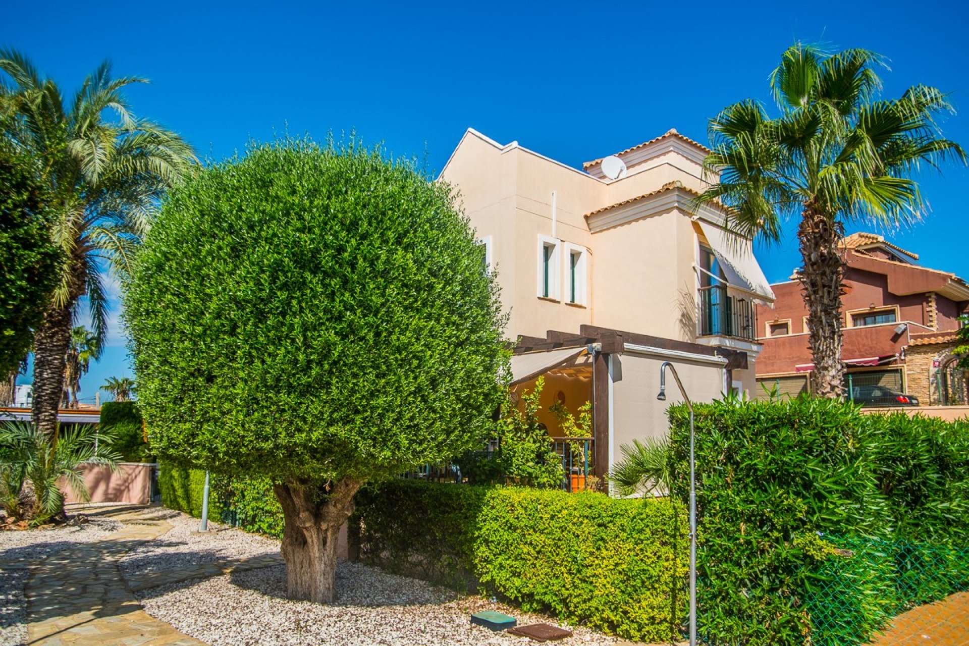 Revânzare - Vilă -
Torrevieja - Costa Blanca