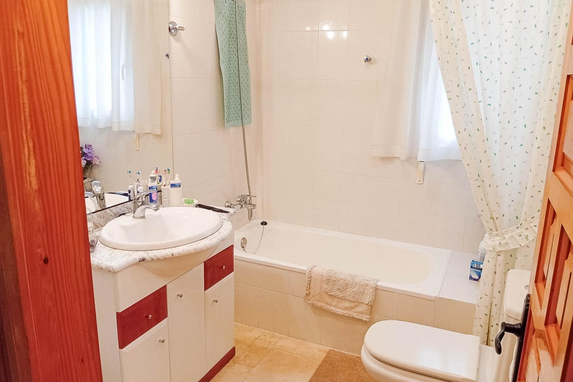 Revânzare - Vilă -
Torrevieja - La Siesta