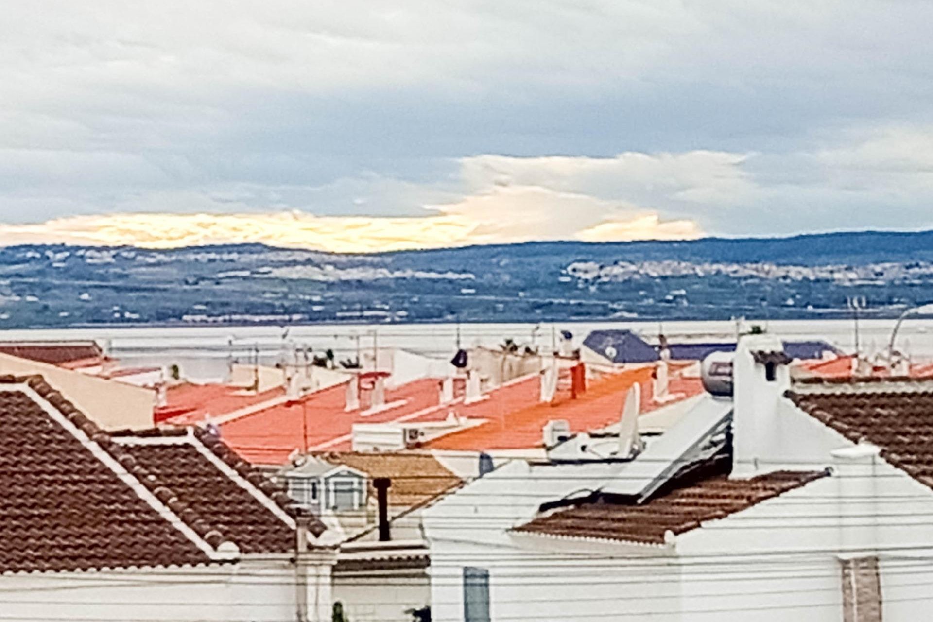 Revânzare - Vilă -
Torrevieja - La Siesta