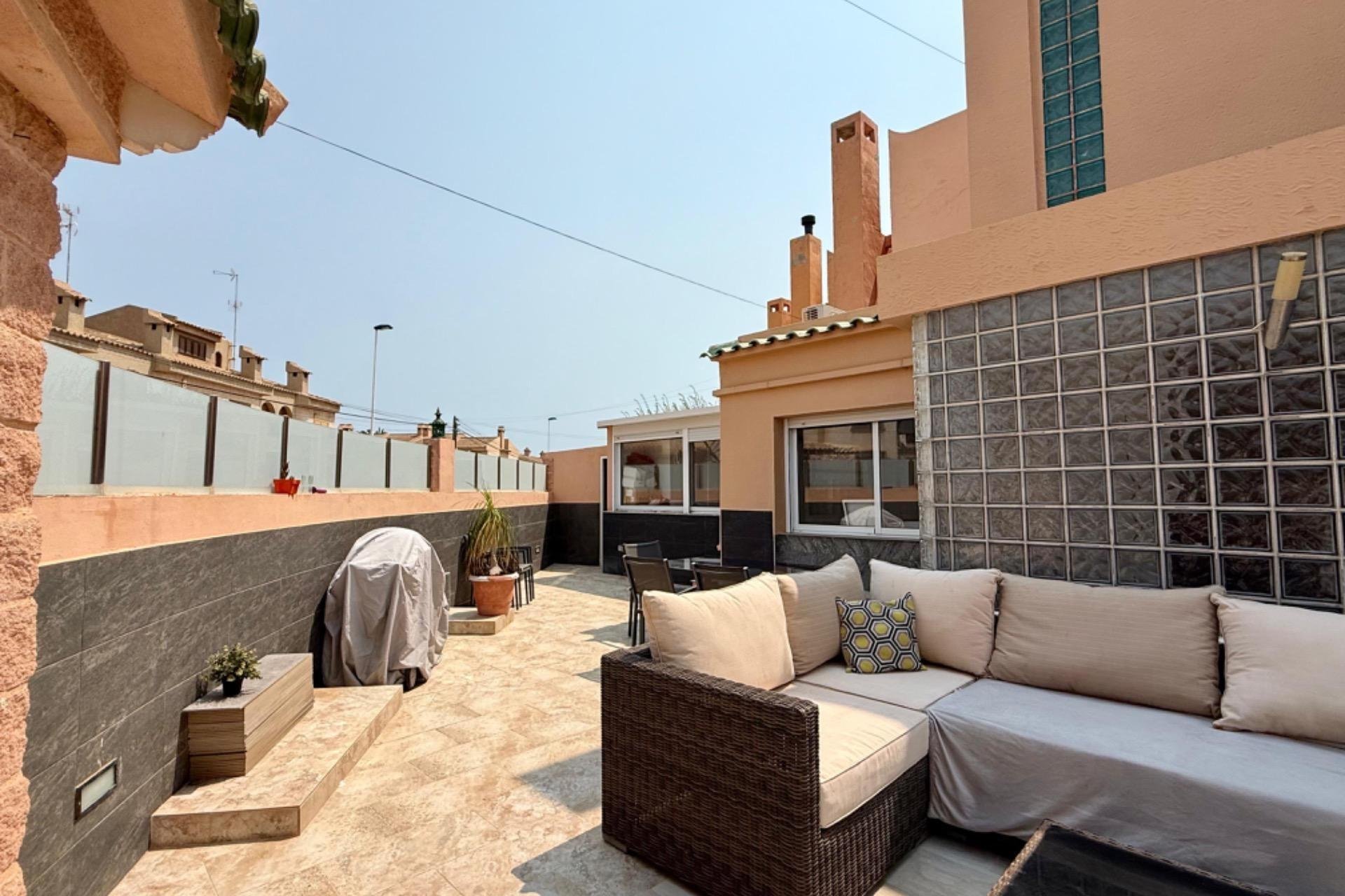 Revânzare - Vilă -
Torrevieja - Los Frutales