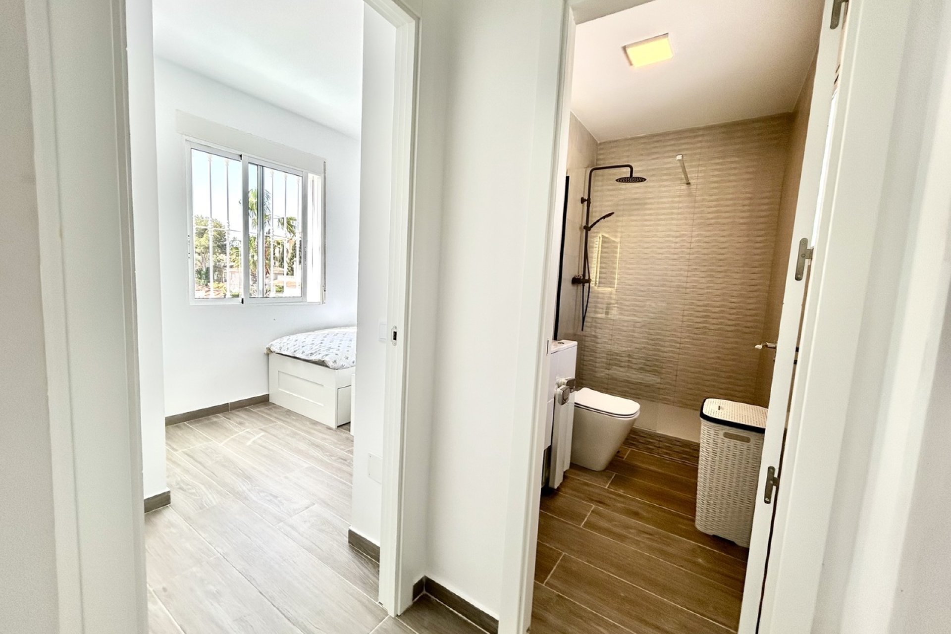 Revânzare - Vilă -
Villamartin - Costa Blanca