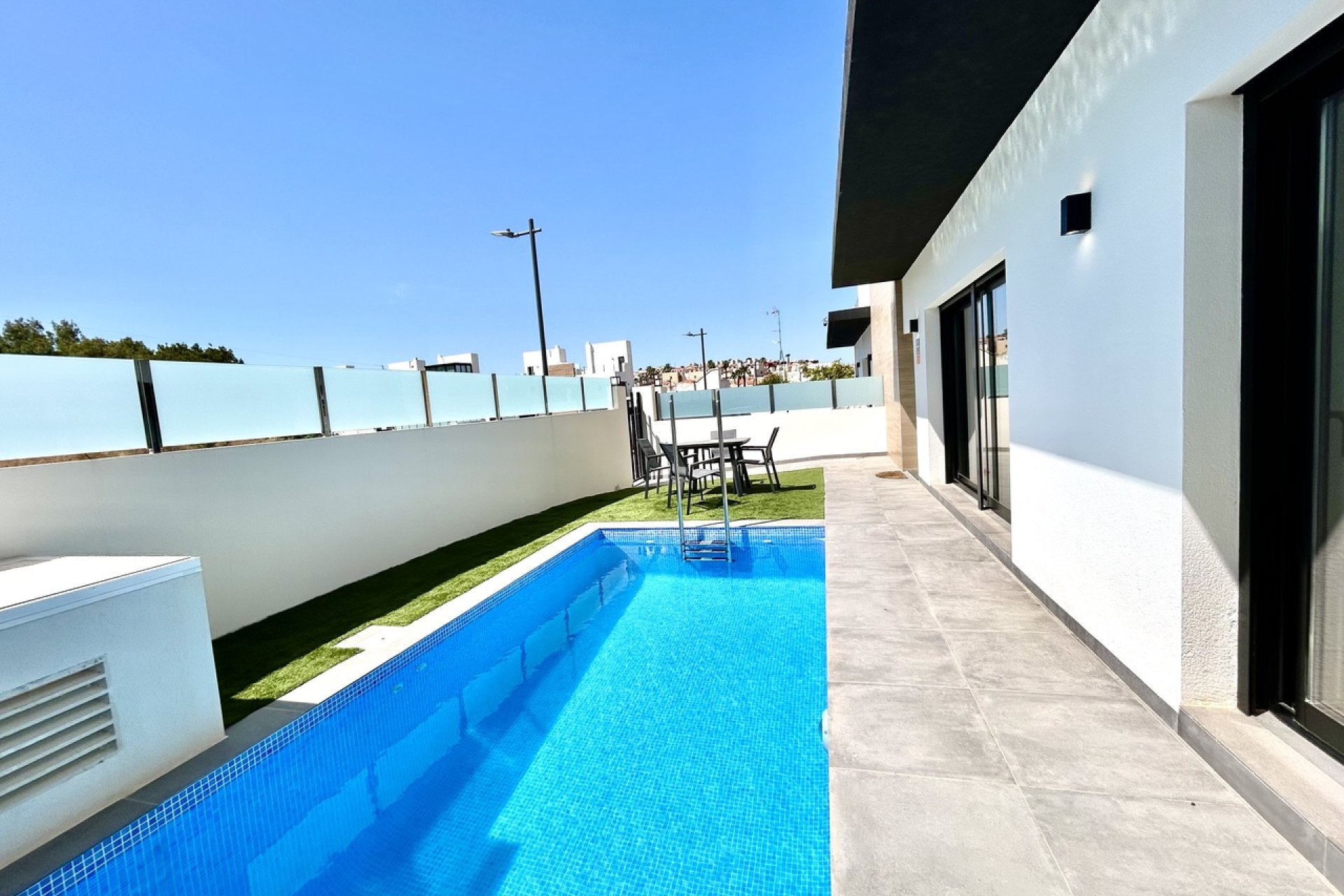 Revânzare - Vilă -
Villamartin - Costa Blanca