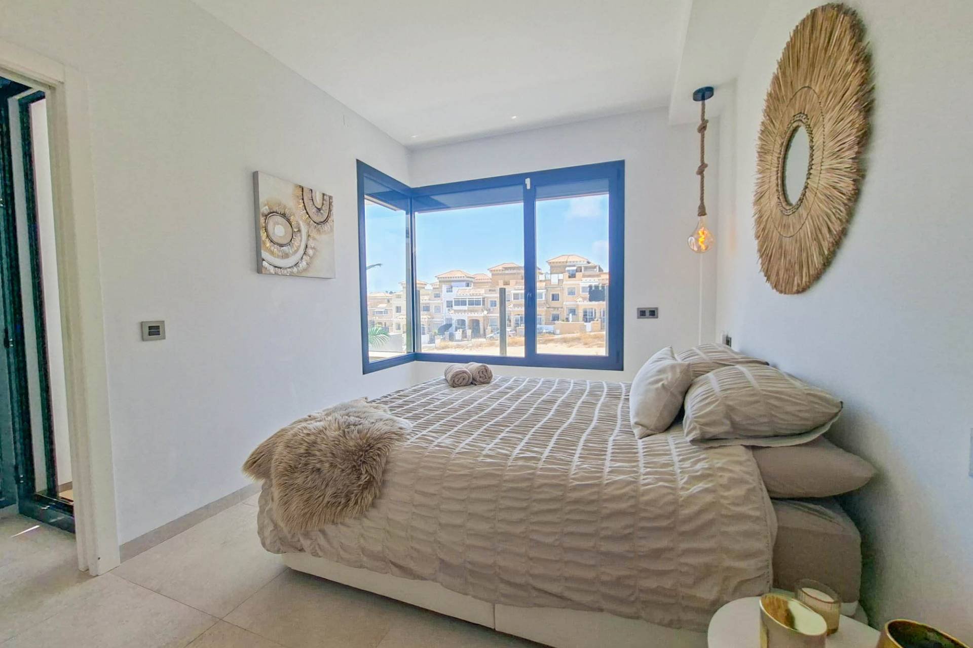 Revânzare - Vilă -
Villamartin - Costa Blanca