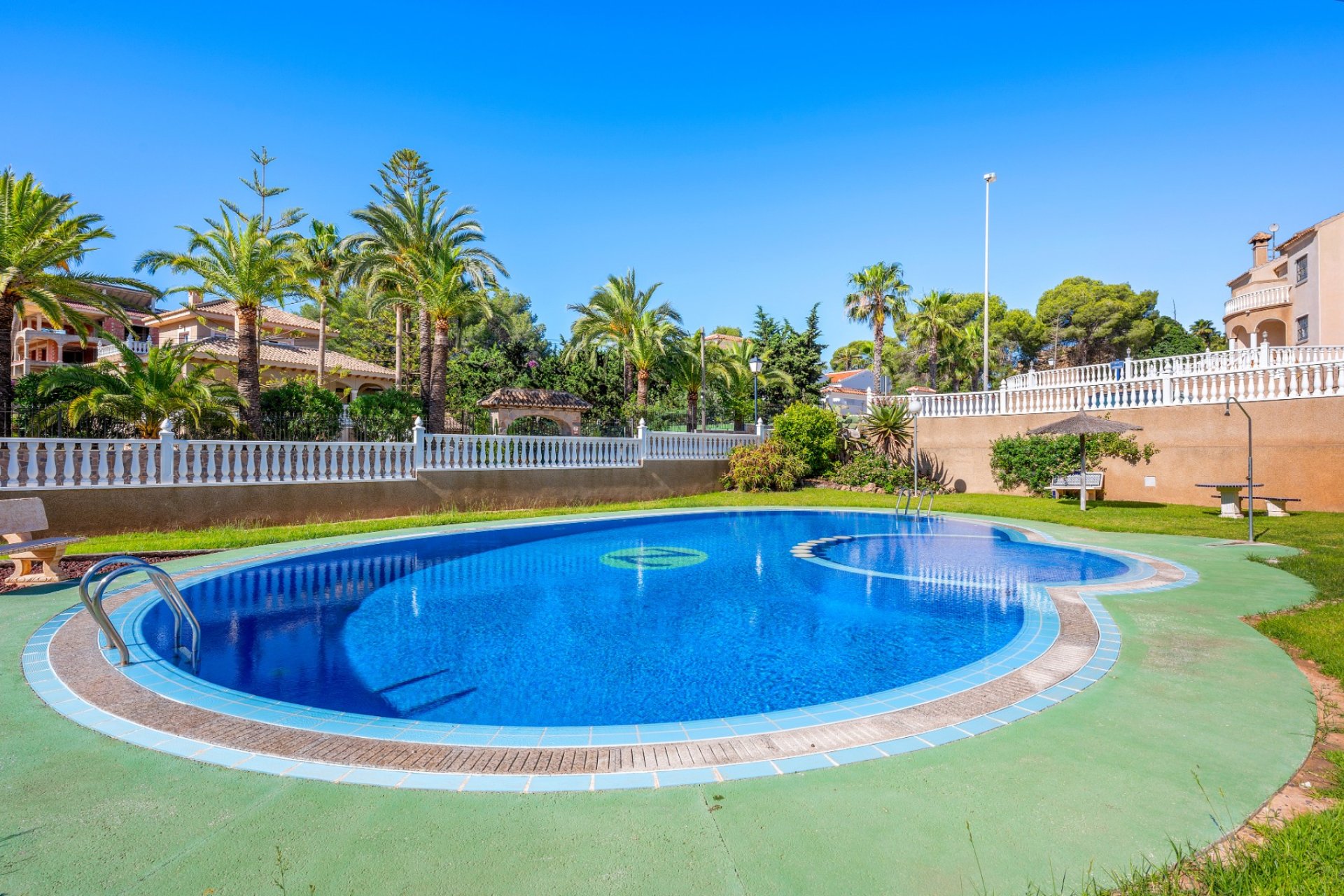 Revânzare - Vilă -
Villamartin - Costa Blanca