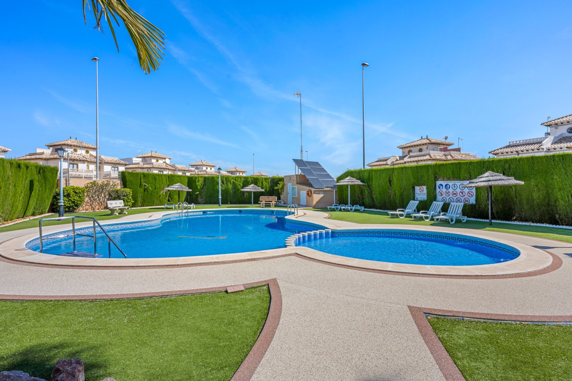 Segunda mano - Adosado -
Cabo Roig - Costa Blanca
