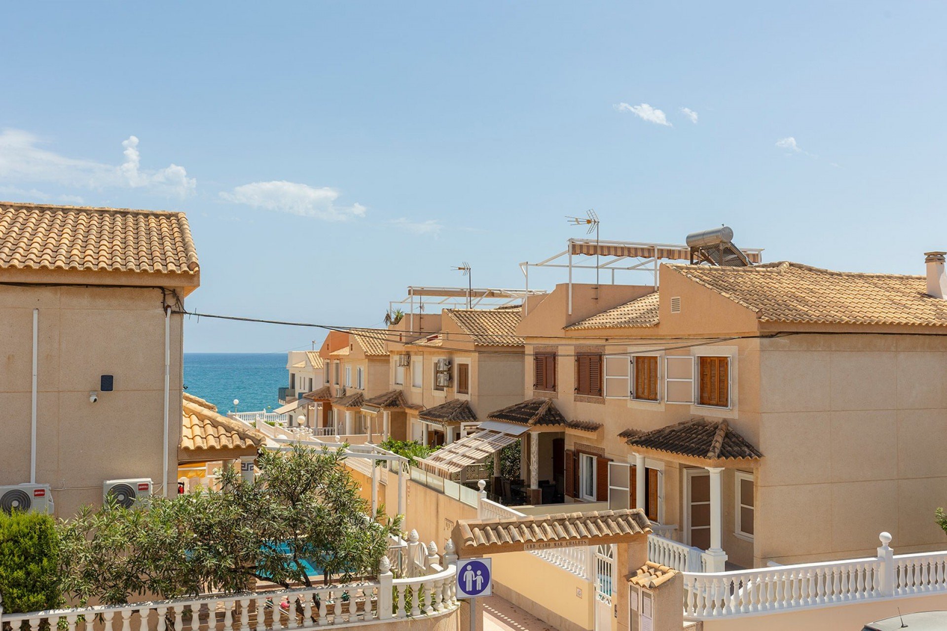 Segunda mano - Adosado -
La Mata - Costa Blanca