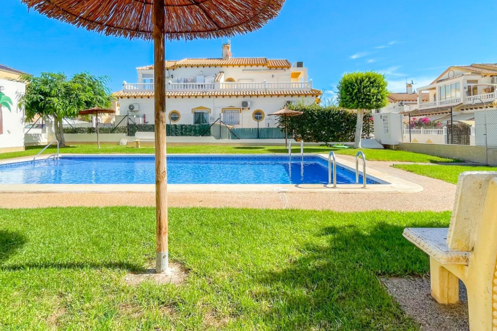 Segunda mano - Adosado -
Orihuela Costa - Costa Blanca