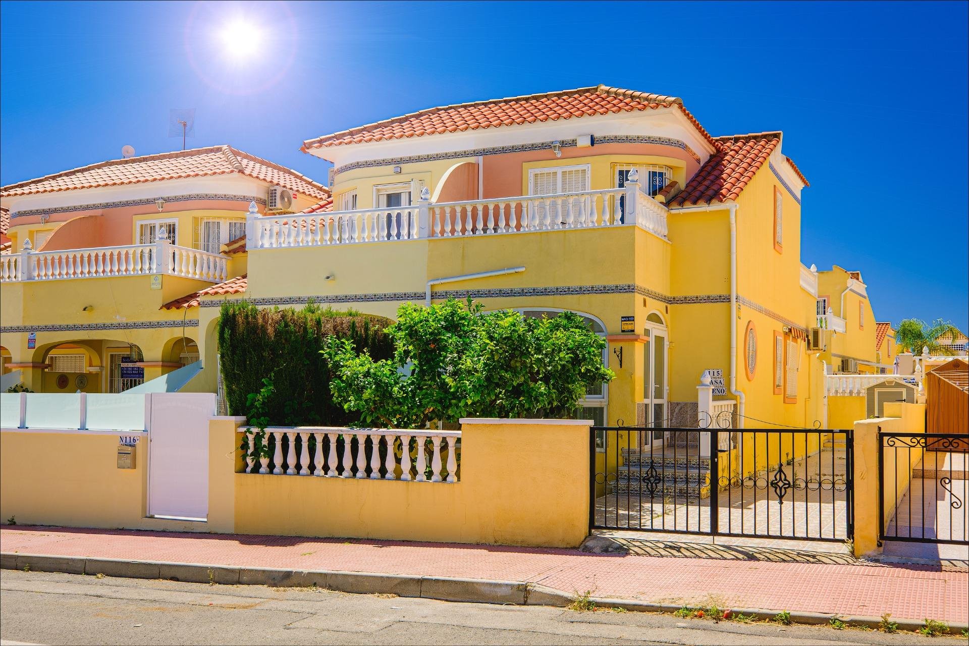 Segunda mano - Adosado -
Orihuela Costa - Las Filipinas