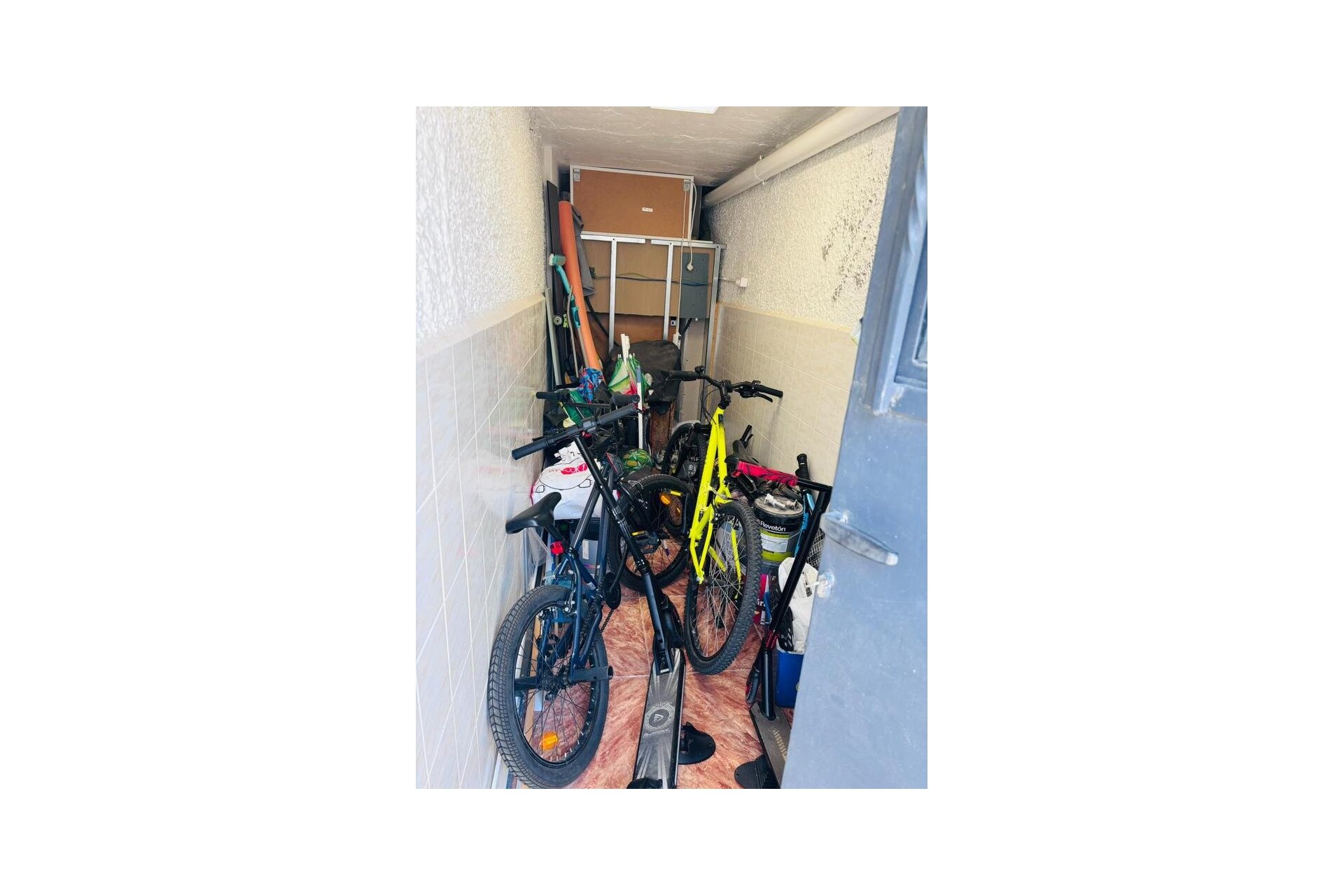 Segunda mano - Adosado -
San Miguel de Salinas - Inland