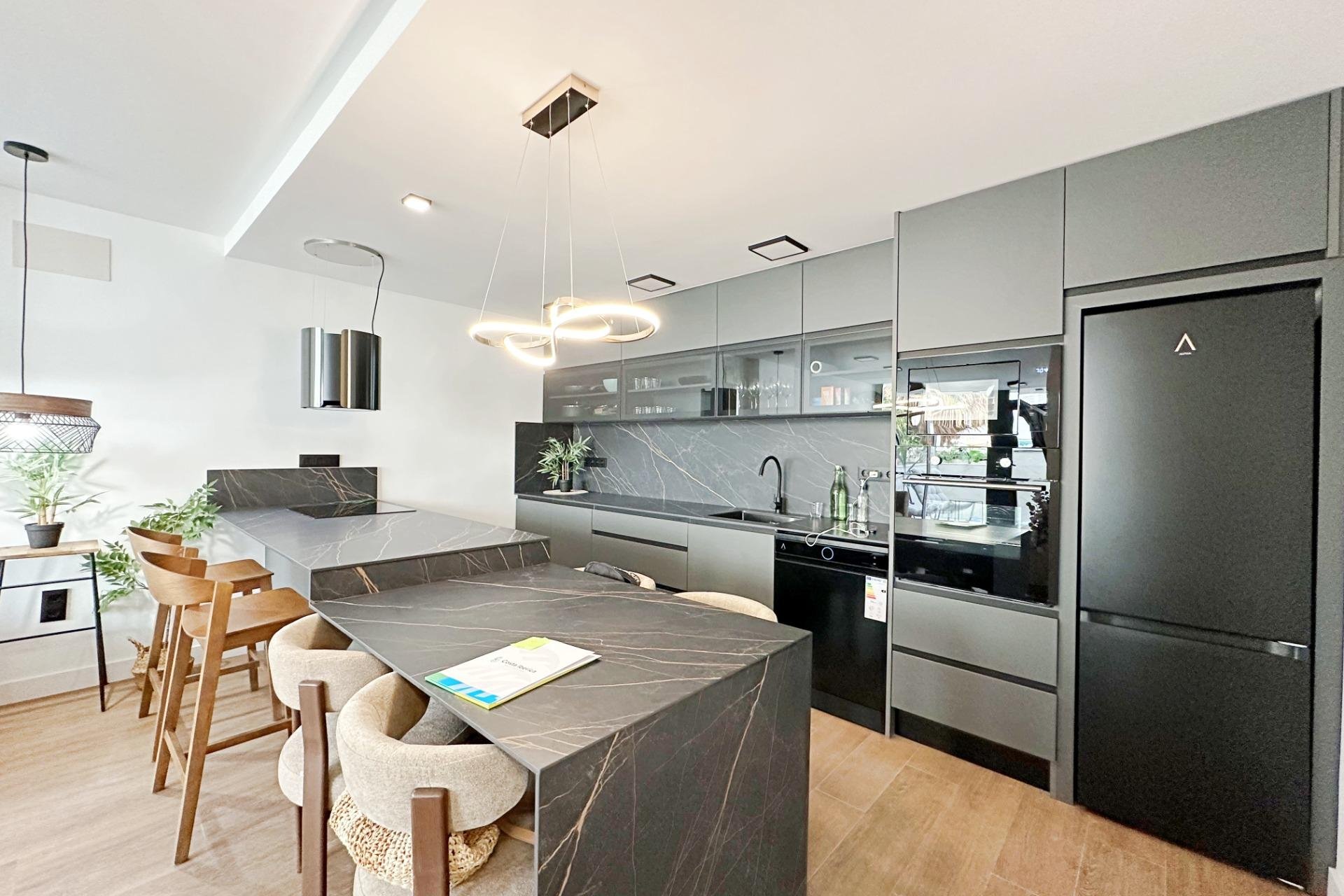 Segunda mano - Adosado -
Torrevieja - Calas Blanca