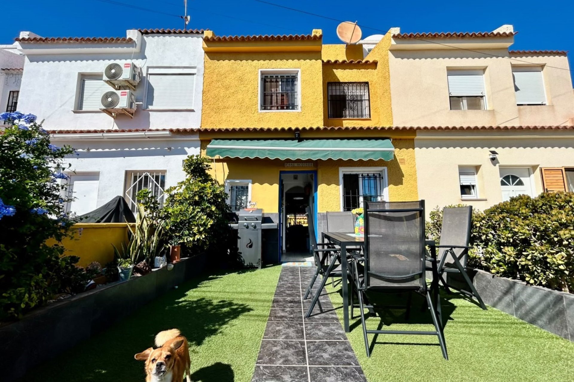 Segunda mano - Adosado -
Torrevieja - Costa Blanca