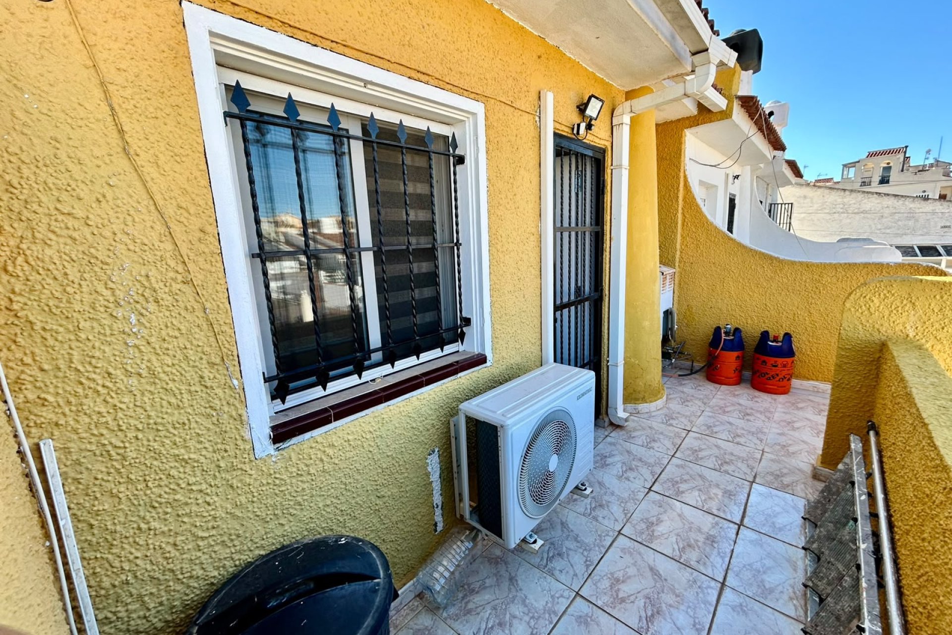 Segunda mano - Adosado -
Torrevieja - Costa Blanca