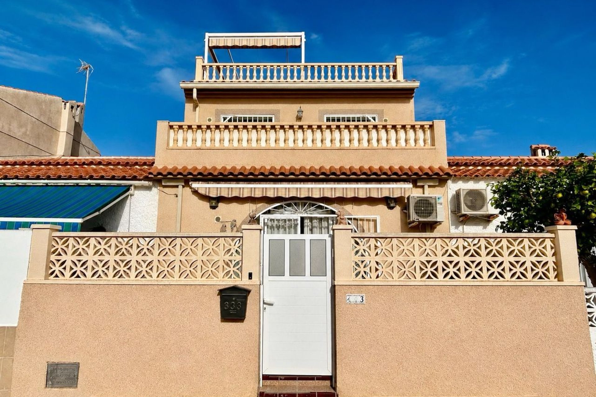 Segunda mano - Adosado -
Torrevieja - Costa Blanca