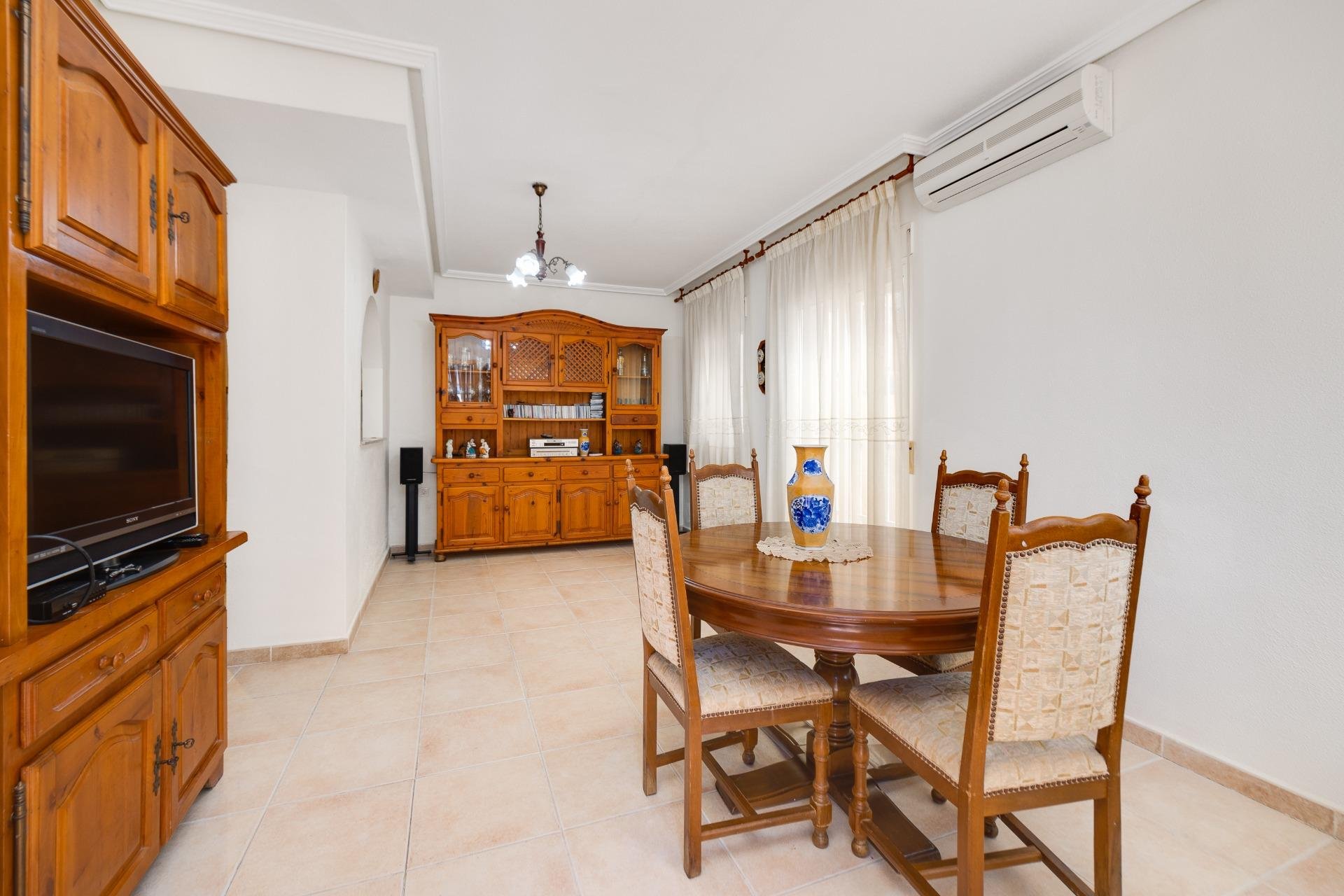 Segunda mano - Adosado -
Torrevieja - La Veleta