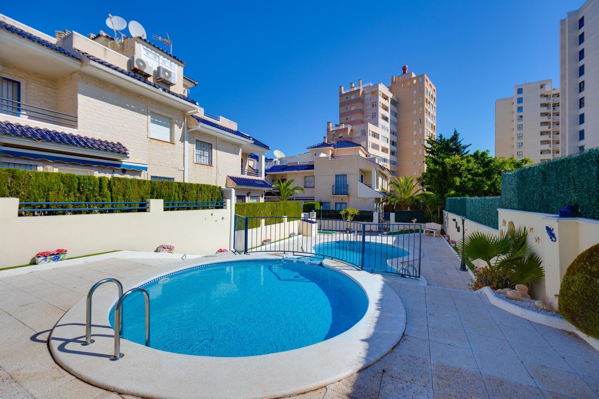 Segunda mano - Adosado -
Torrevieja - La Veleta