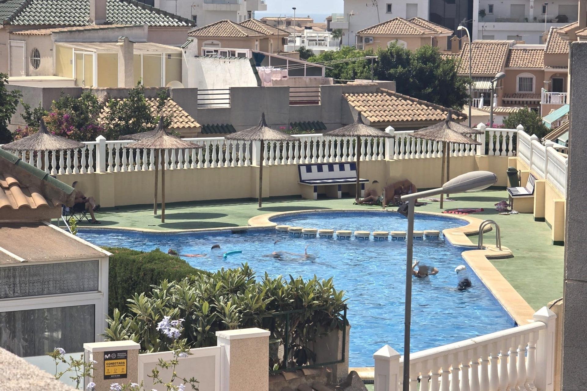 Segunda mano - Adosado -
Torrevieja - Los Altos