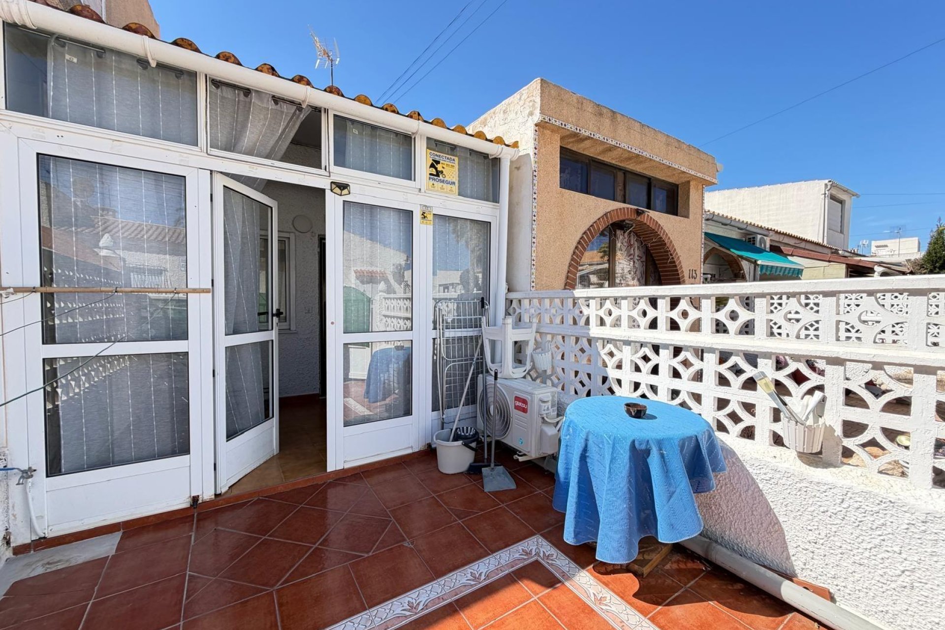 Segunda mano - Adosado -
Torrevieja - Nueva Torrevieja