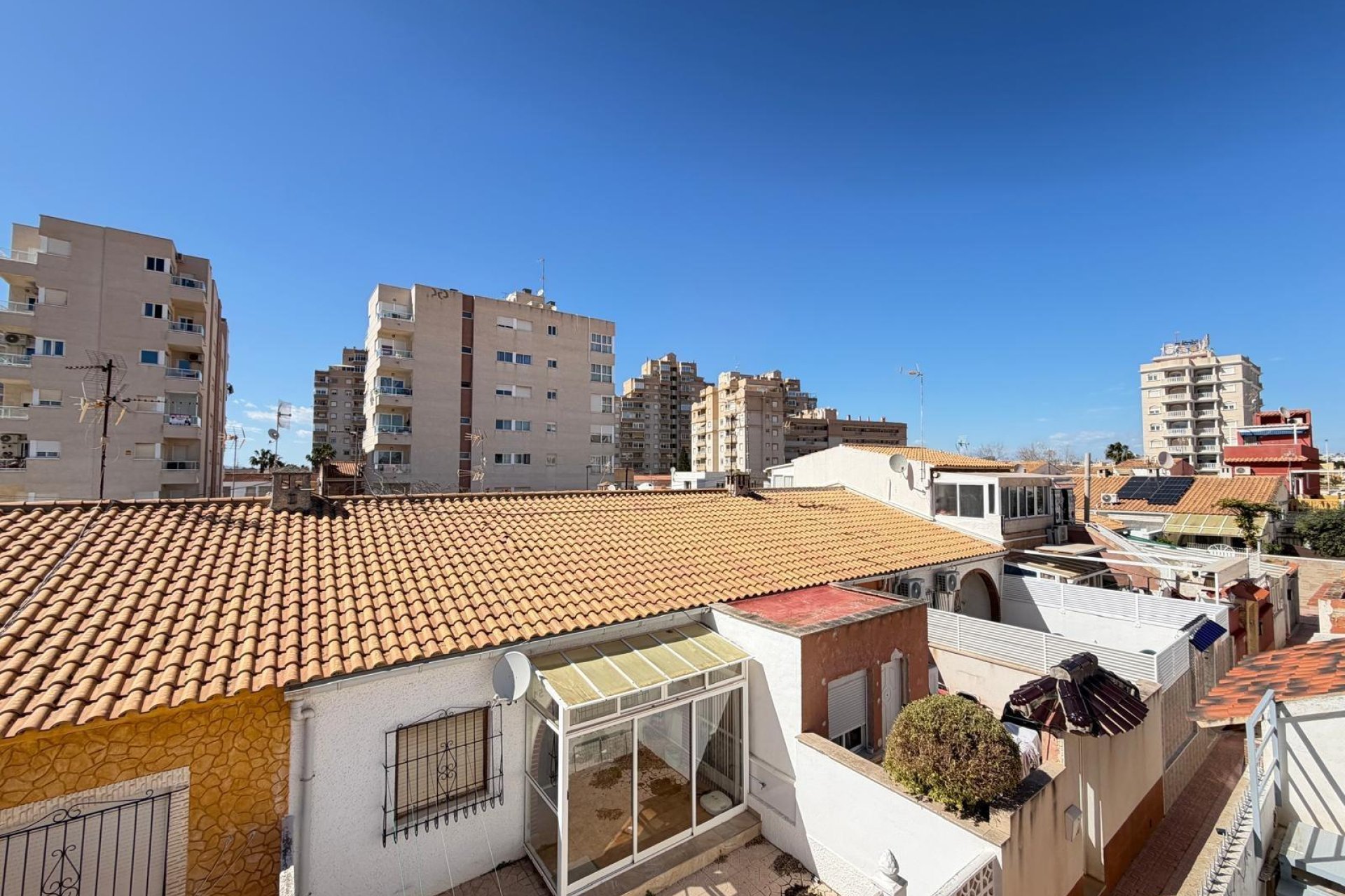 Segunda mano - Adosado -
Torrevieja - Nueva Torrevieja