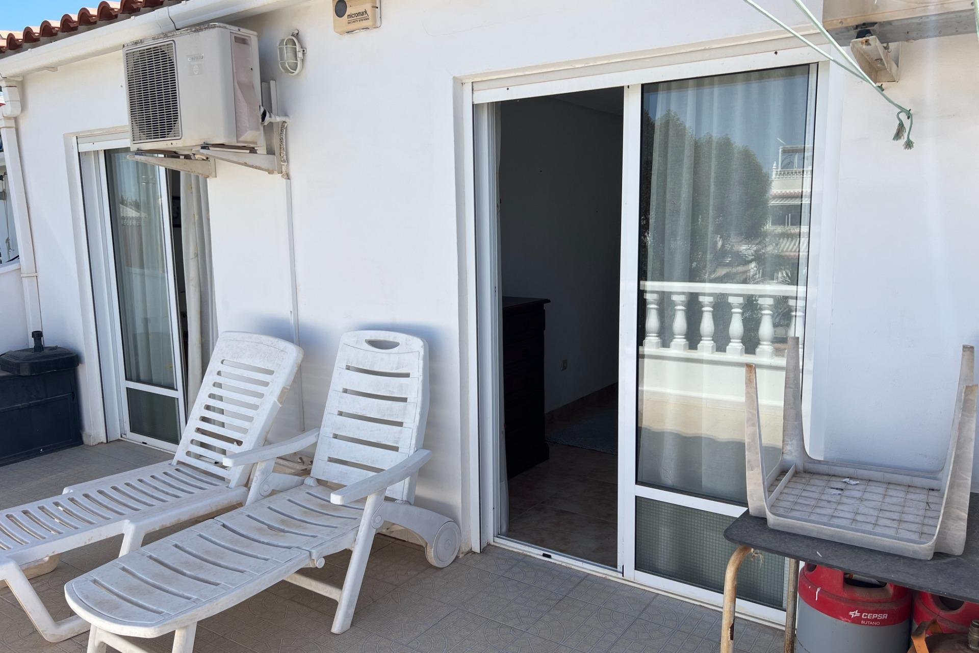Segunda mano - Adosado -
Torrevieja - San Luis