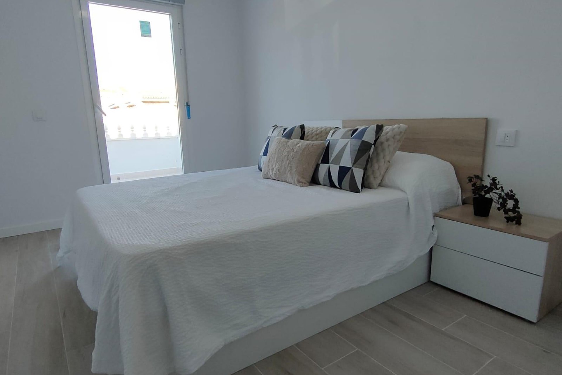 Segunda mano - Adosado -
Torrevieja - Sector 25