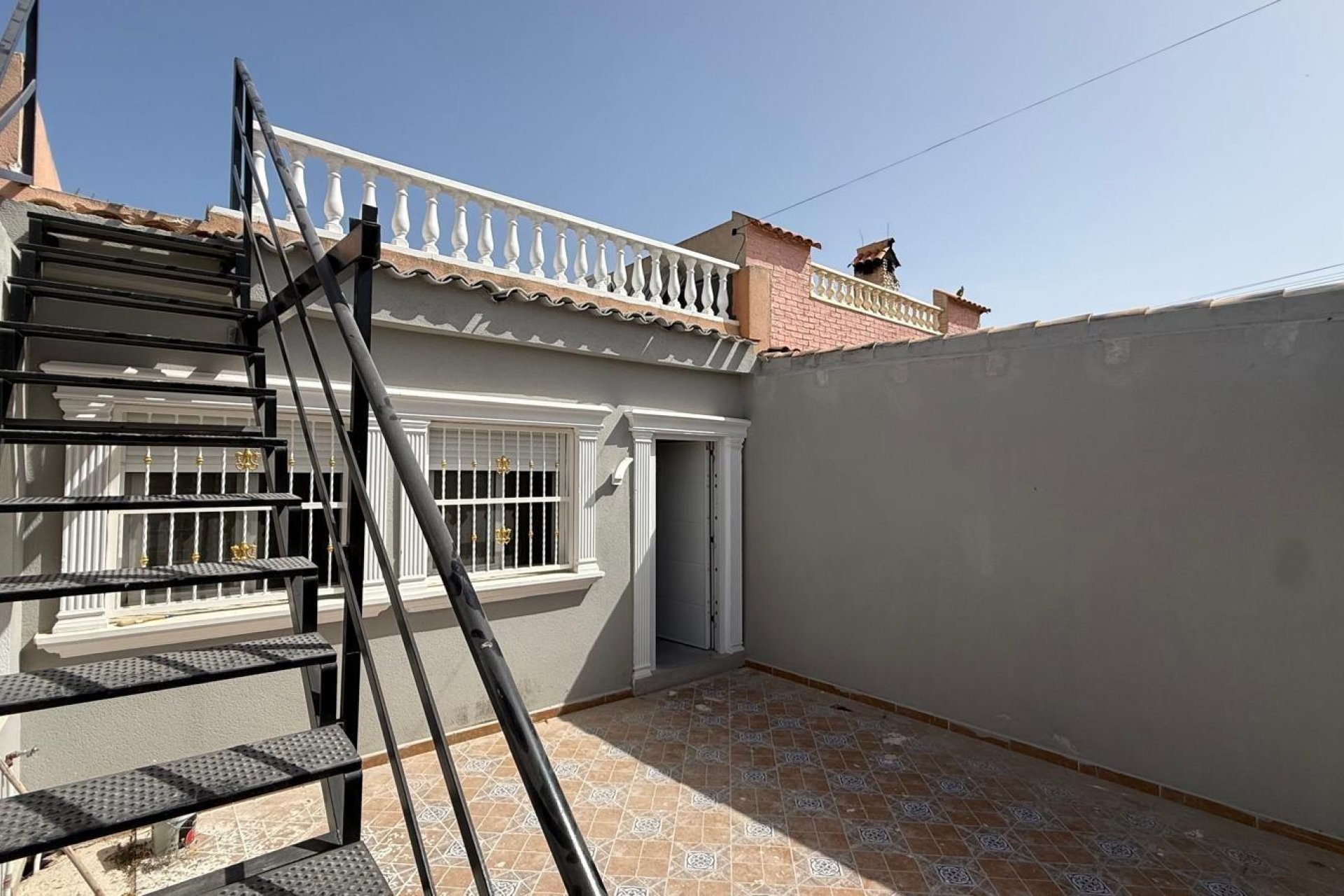 Segunda mano - Adosado -
Torrevieja - Torreta Florida